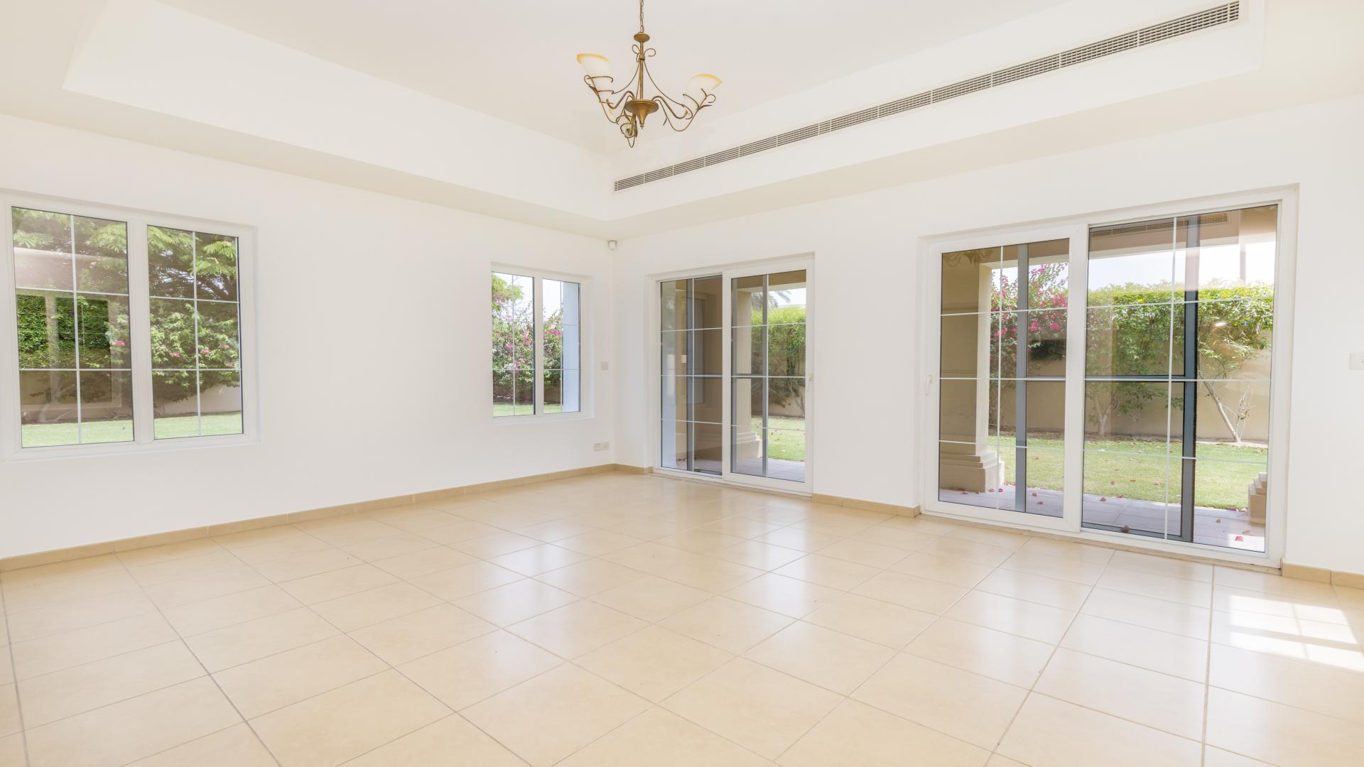 Stunning single row villa exterior in Alvorada, Arabian Ranches, Dubai, for rent