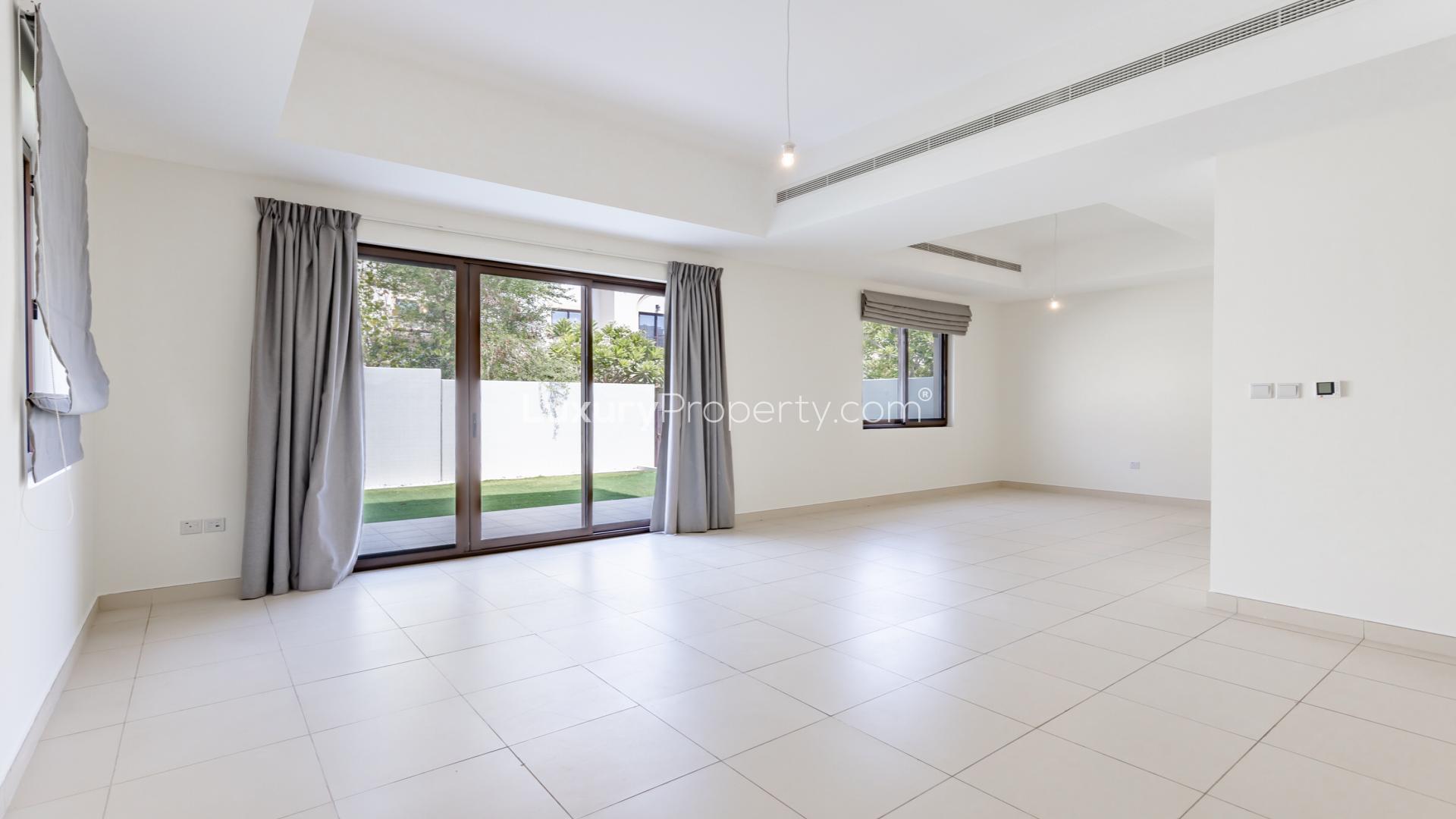 Open-plan living area in chic 3-bedroom villa, Mira, Reem community, available for rent