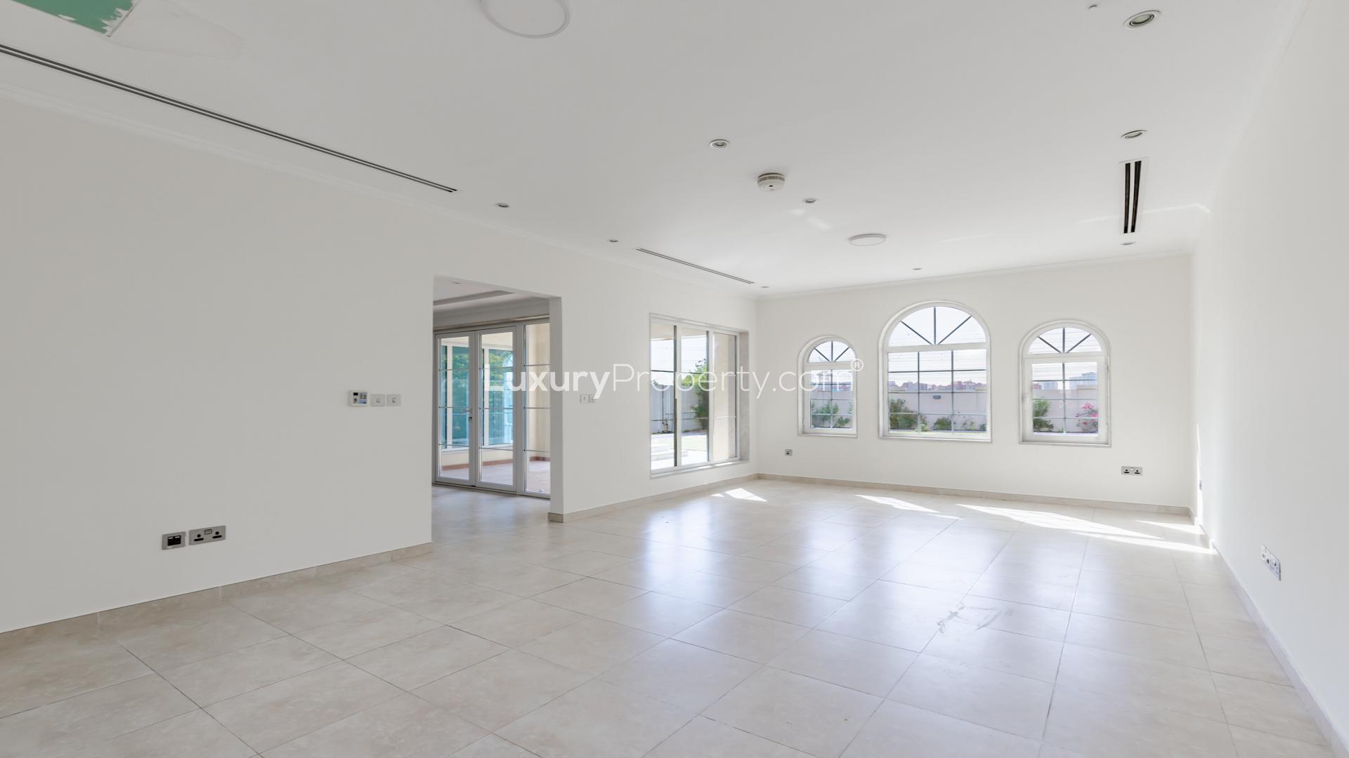 Well-maintained Jumeirah Park villa with large garden, available for rent in Legacy Community