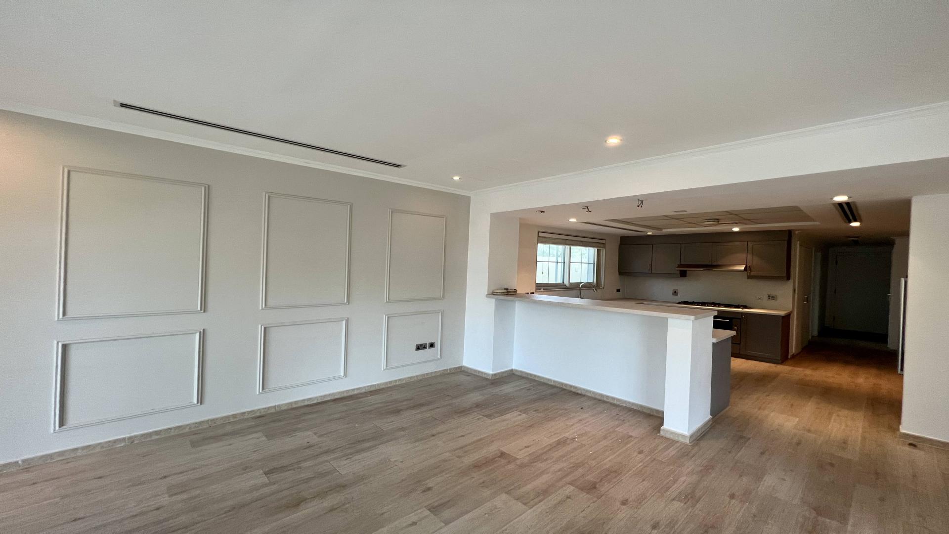 Upgraded 3-bedroom villa with private pool on spacious plot in Jumeirah Park, Legacy