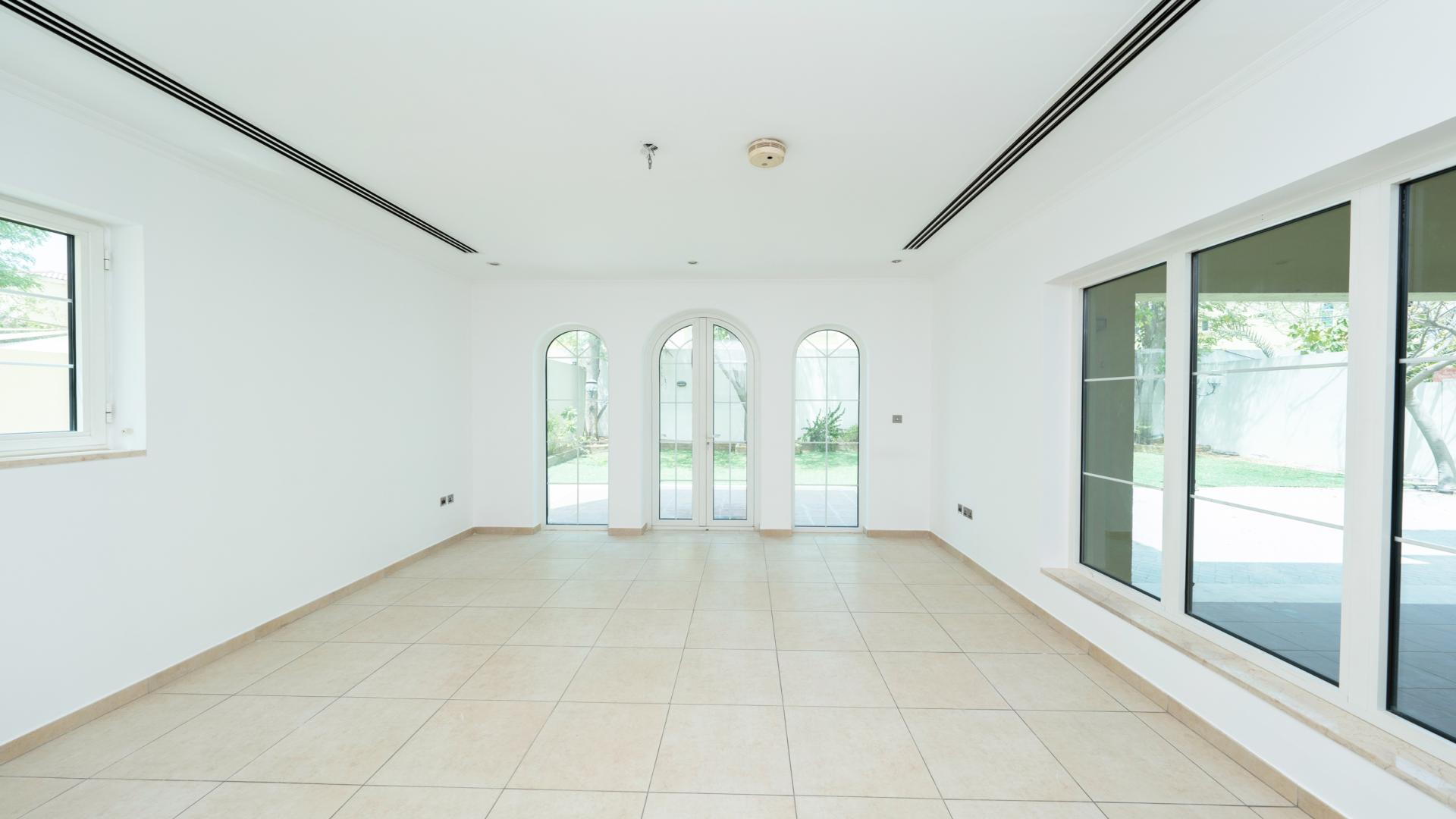 Bright, spacious living room in vacant 3-bed villa, Jumeirah Park, Legacy community