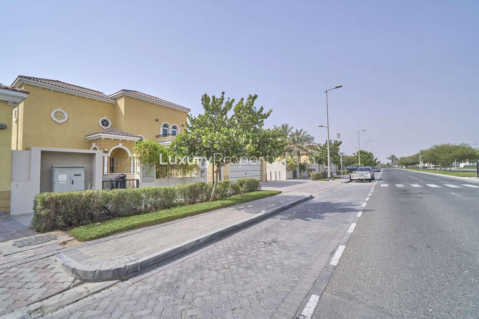 Floor plan of 3-bedroom Legacy Villa in Jumeirah Park, featuring spacious layout and terraces