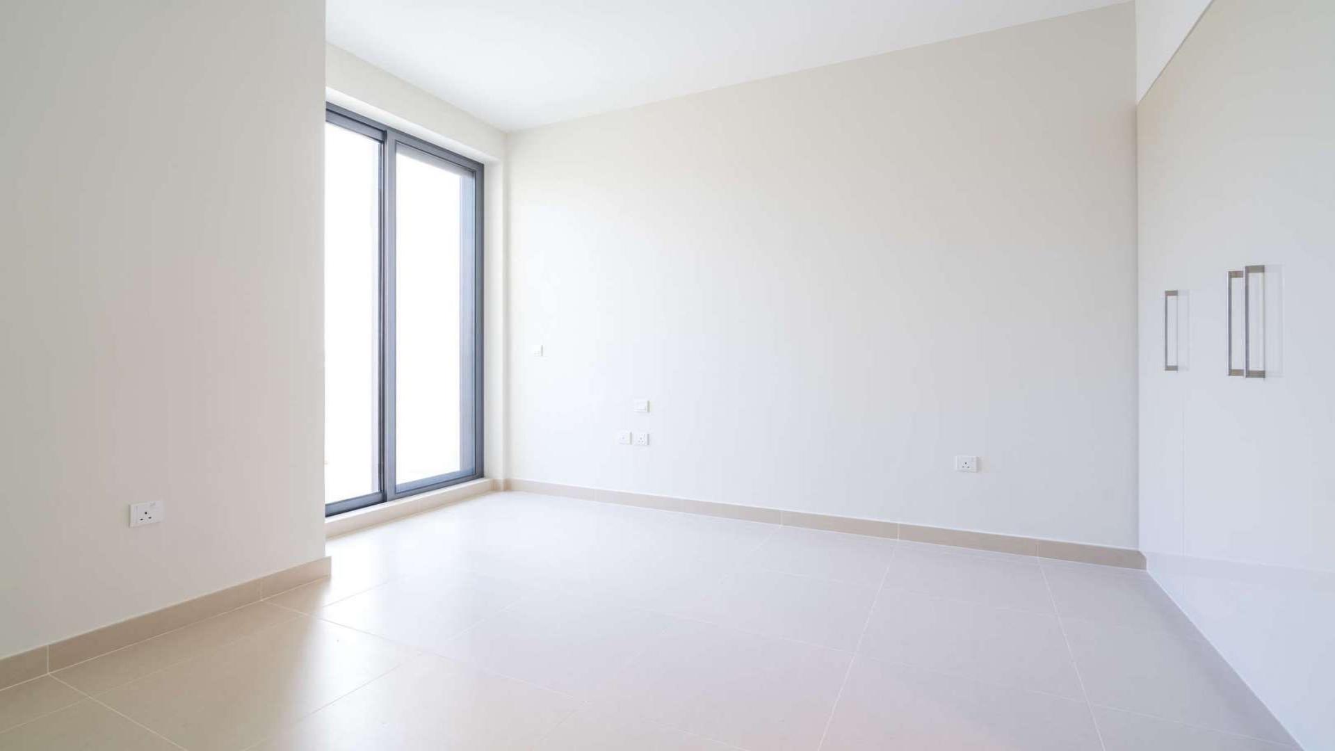 Modern 3-bedroom villa exterior in Maple 1, Dubai Hills Estate, available for rent