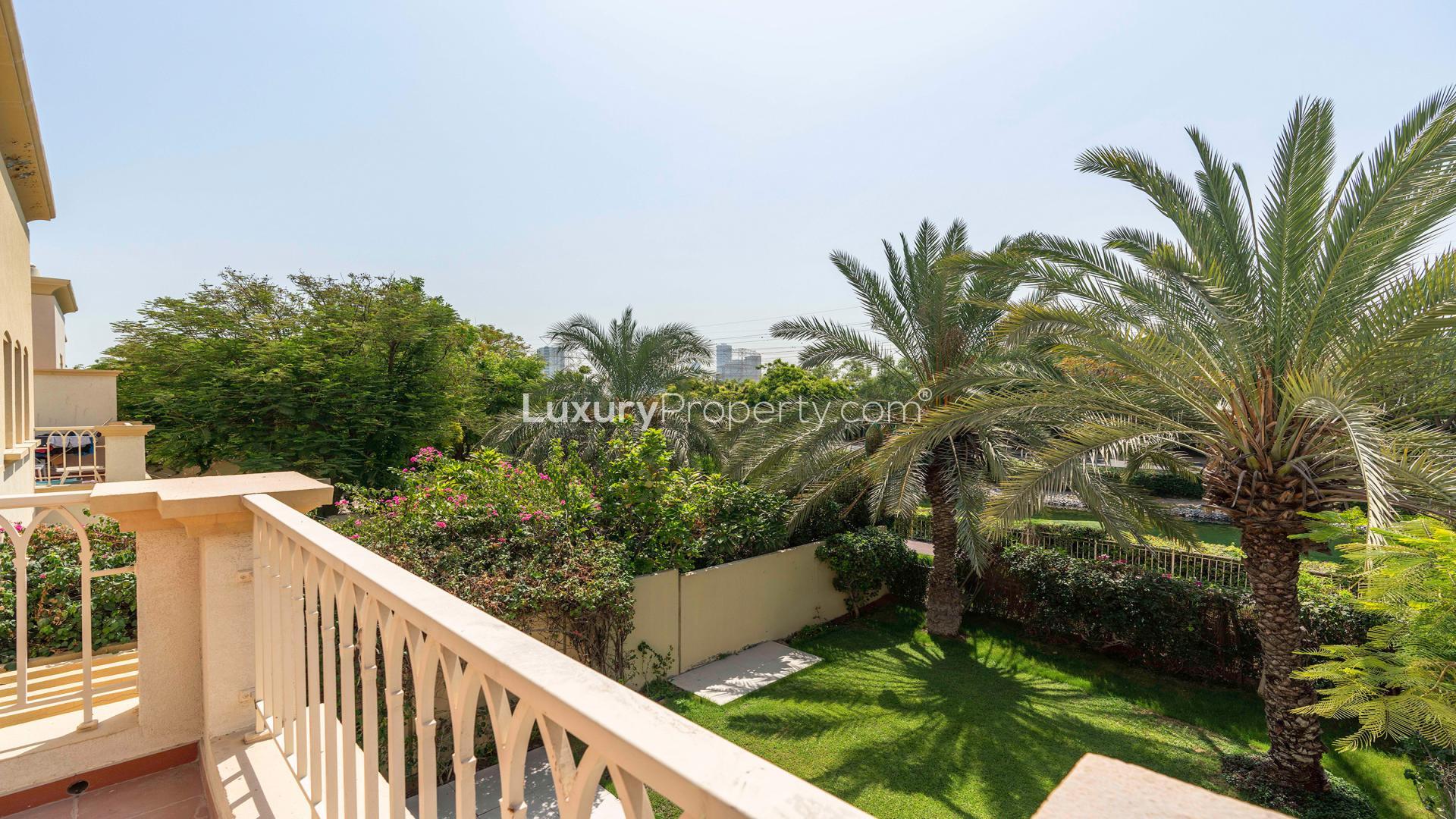 Bright living area with garden view in Springs 12 villa, Dubai