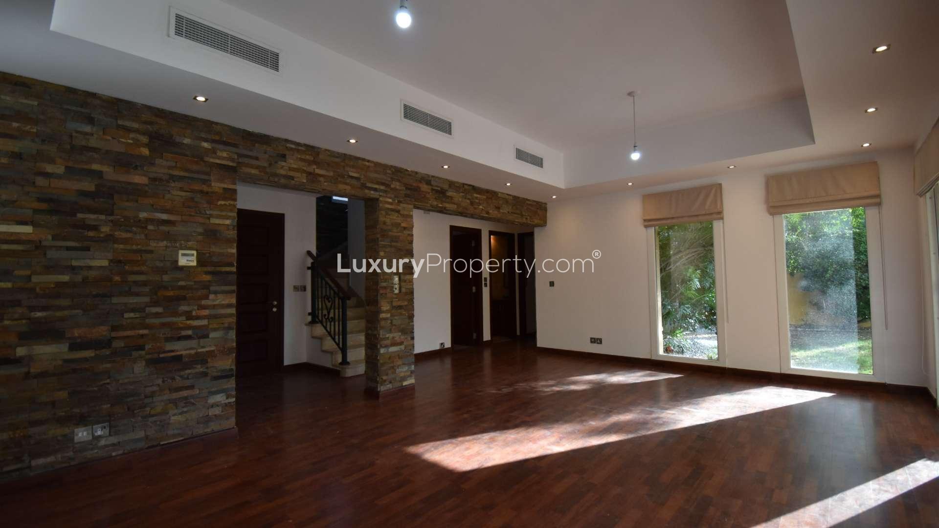 Spacious living room in three-bedroom villa for rent, Palmera, Arabian Ranches, Dubai