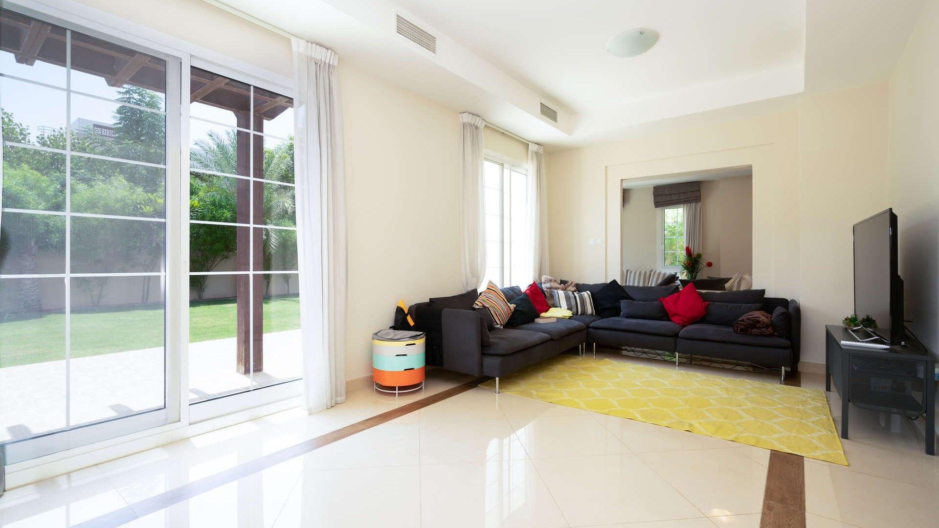 Independent villa with spacious lawn in Rahat, Mudon community, available for rent