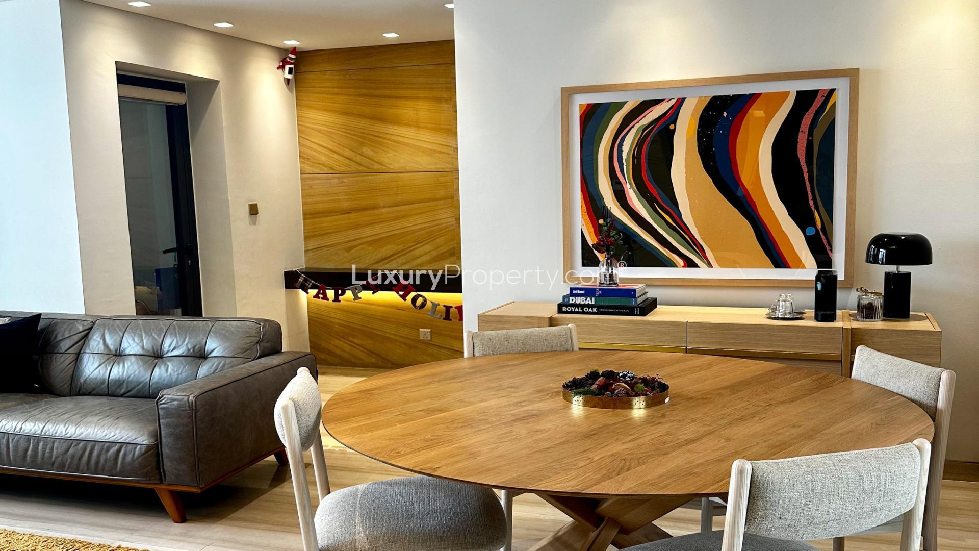 Upgraded living area in 3-bedroom townhouse