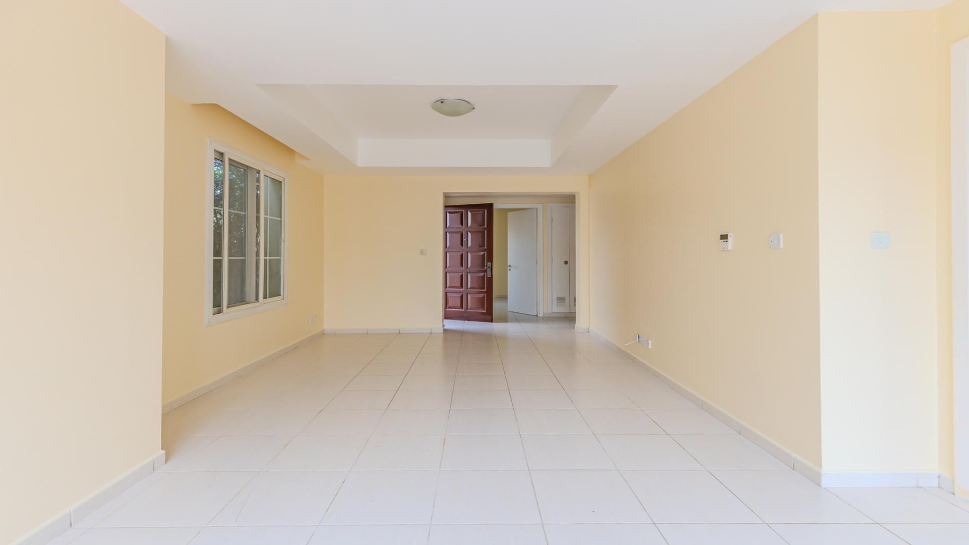 Spacious living room in 3-bedroom villa for rent, The Springs, bright and airy interior