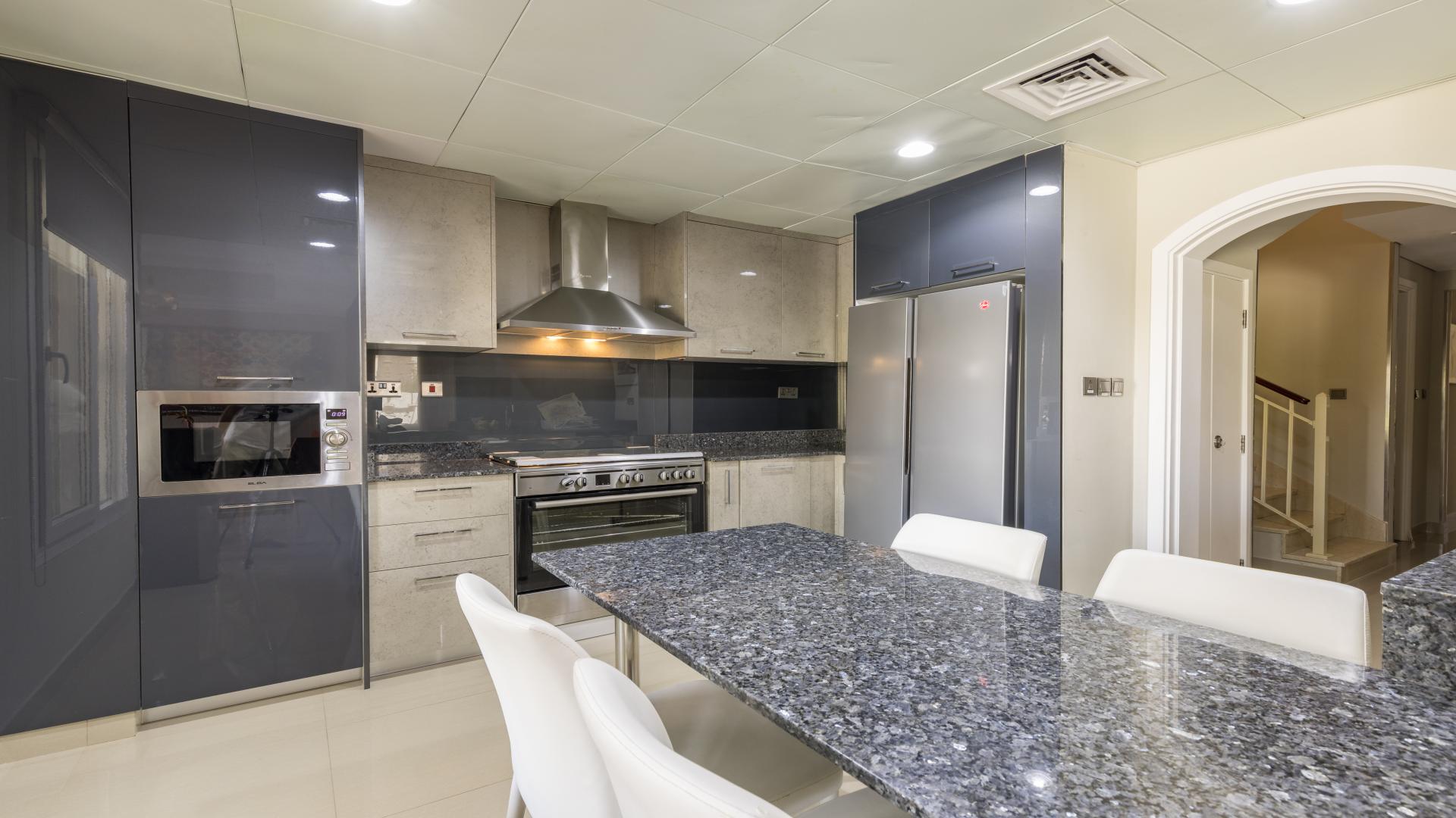 Fully upgraded Springs 14 villa with private pool and furnished patio for rent