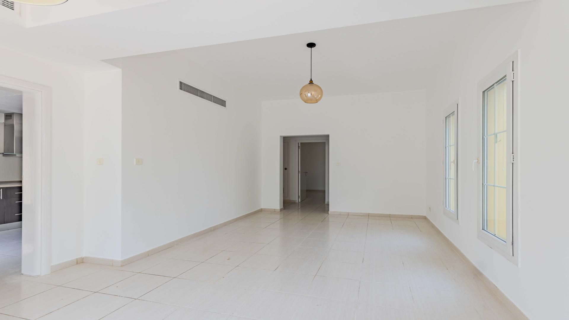 N/A,Bright living room in 3-bedroom villa for rent, Springs 2, The Springs