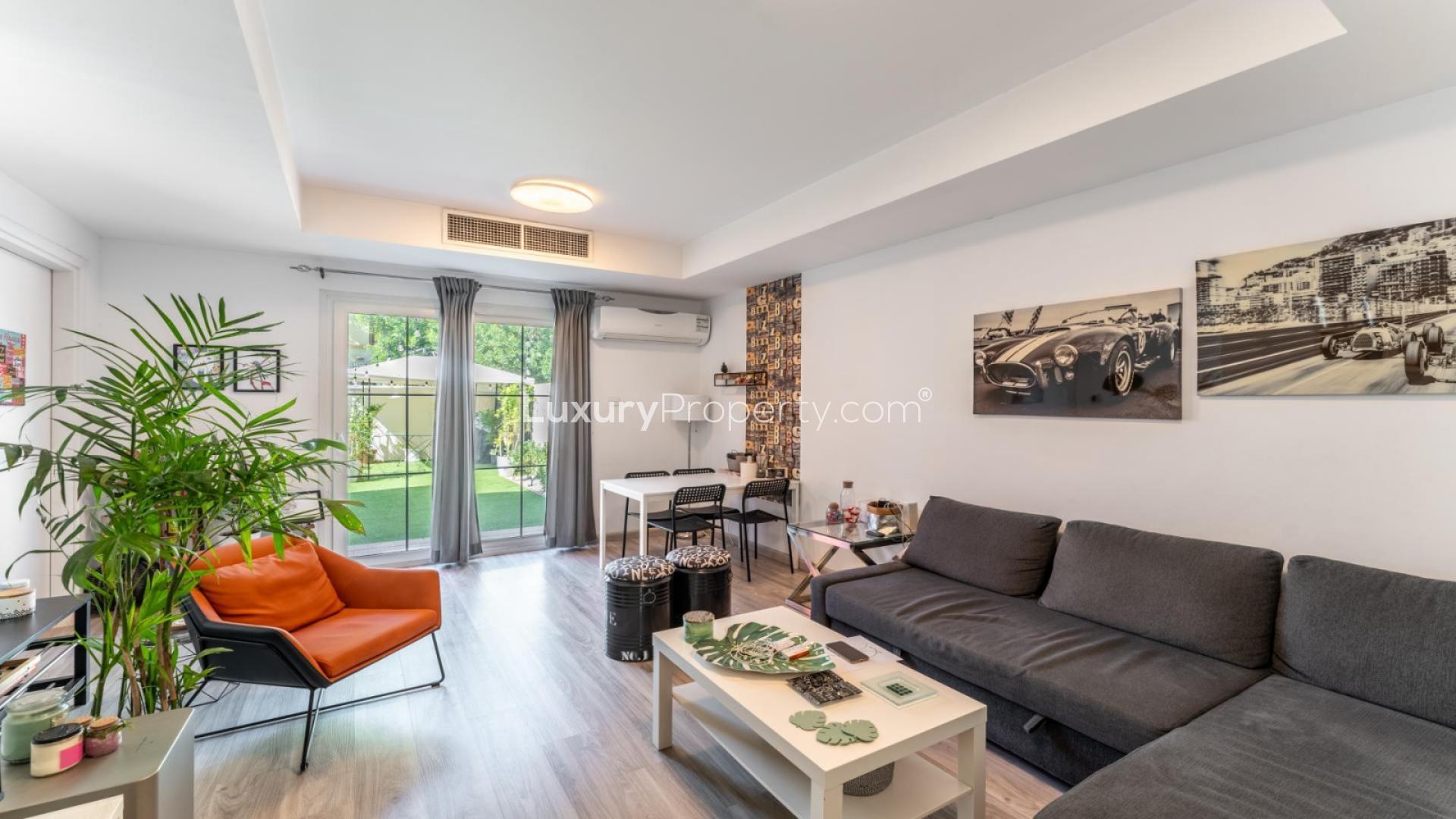 Exterior view of charming 2-bedroom villa for sale in The Springs community