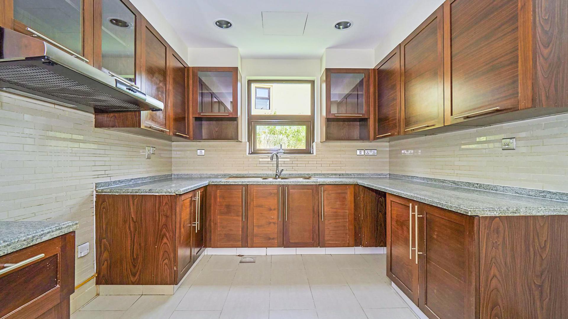 Spacious living room in 3-bedroom villa, Casa, Arabian Ranches 2, elegant design