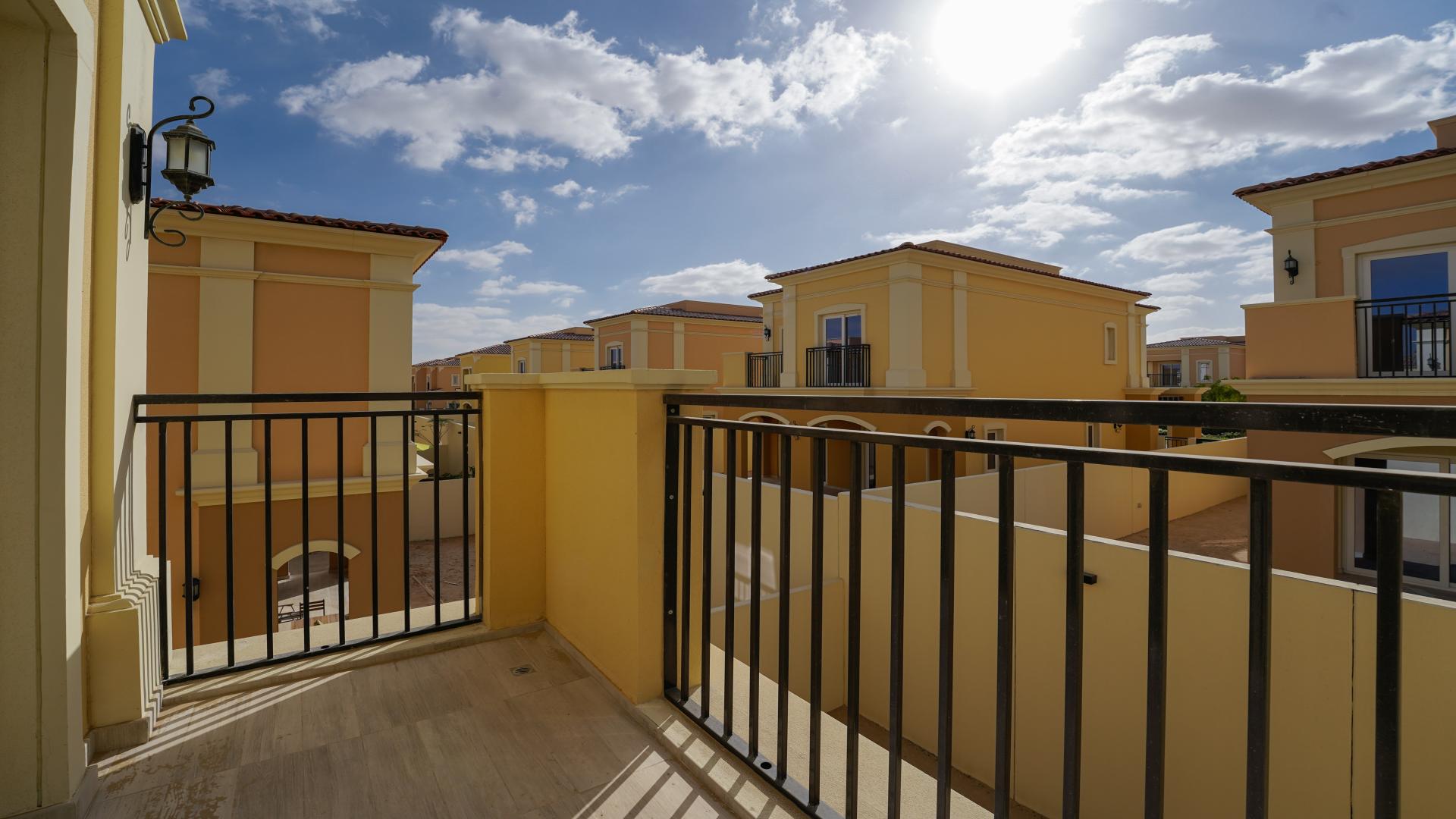 Spacious living room in three-bedroom villa, Villanova, La Quinta, Dubai Land, for sale