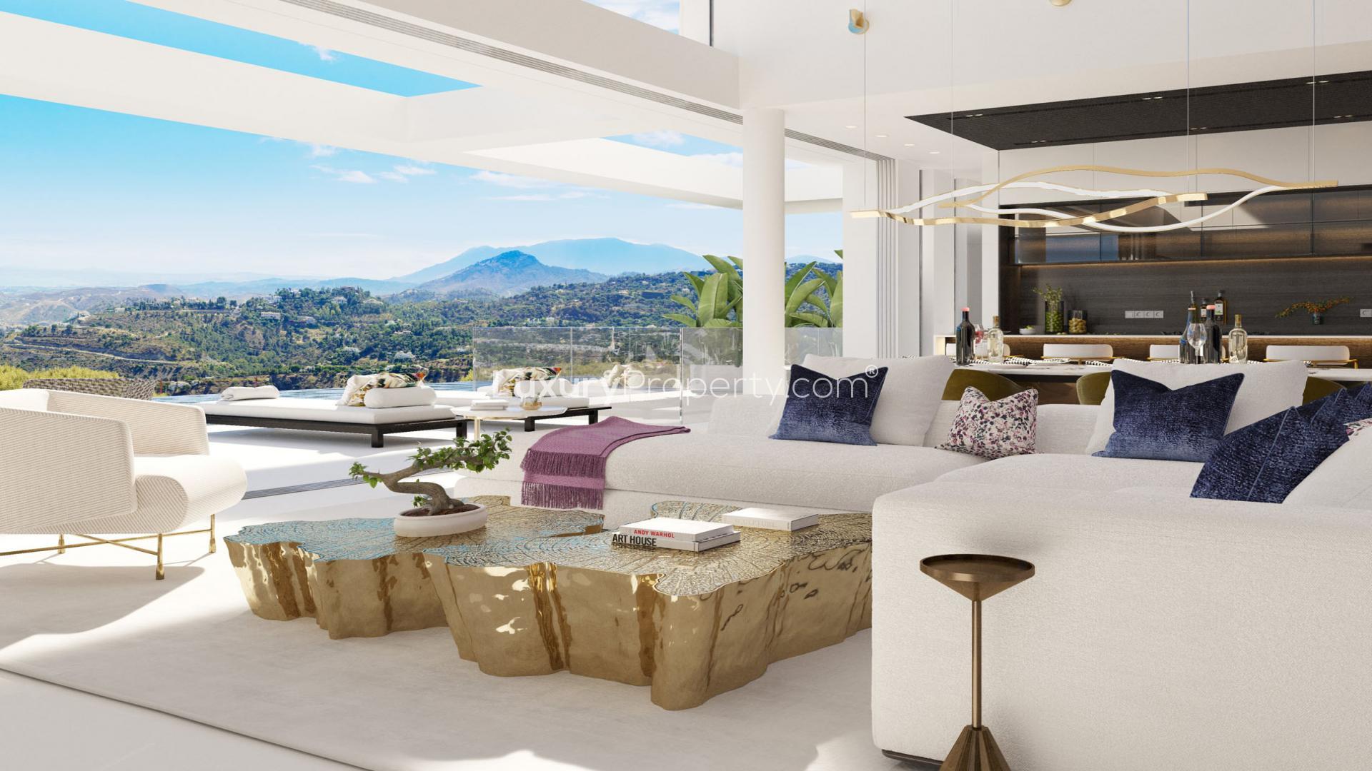 Modern dining area in La Quinta villa, Marbella with elegant decor and natural light