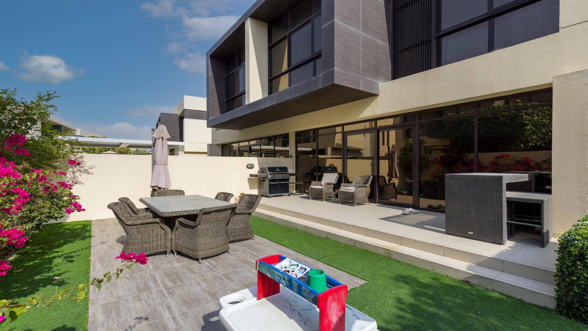 Contemporary 3-bedroom villa with patio in Queens Meadow, DAMAC Hills, for sale