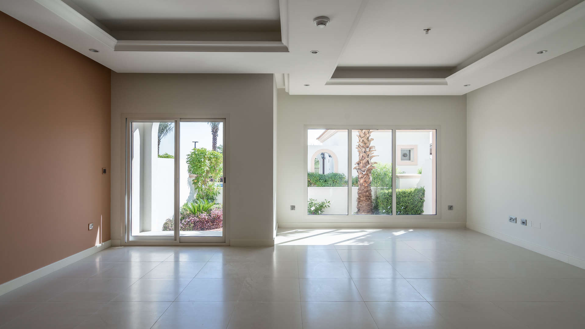 Elegant living room with garden view in 3-bedroom townhouse, Redwood Park, Jumeirah Golf Estates
