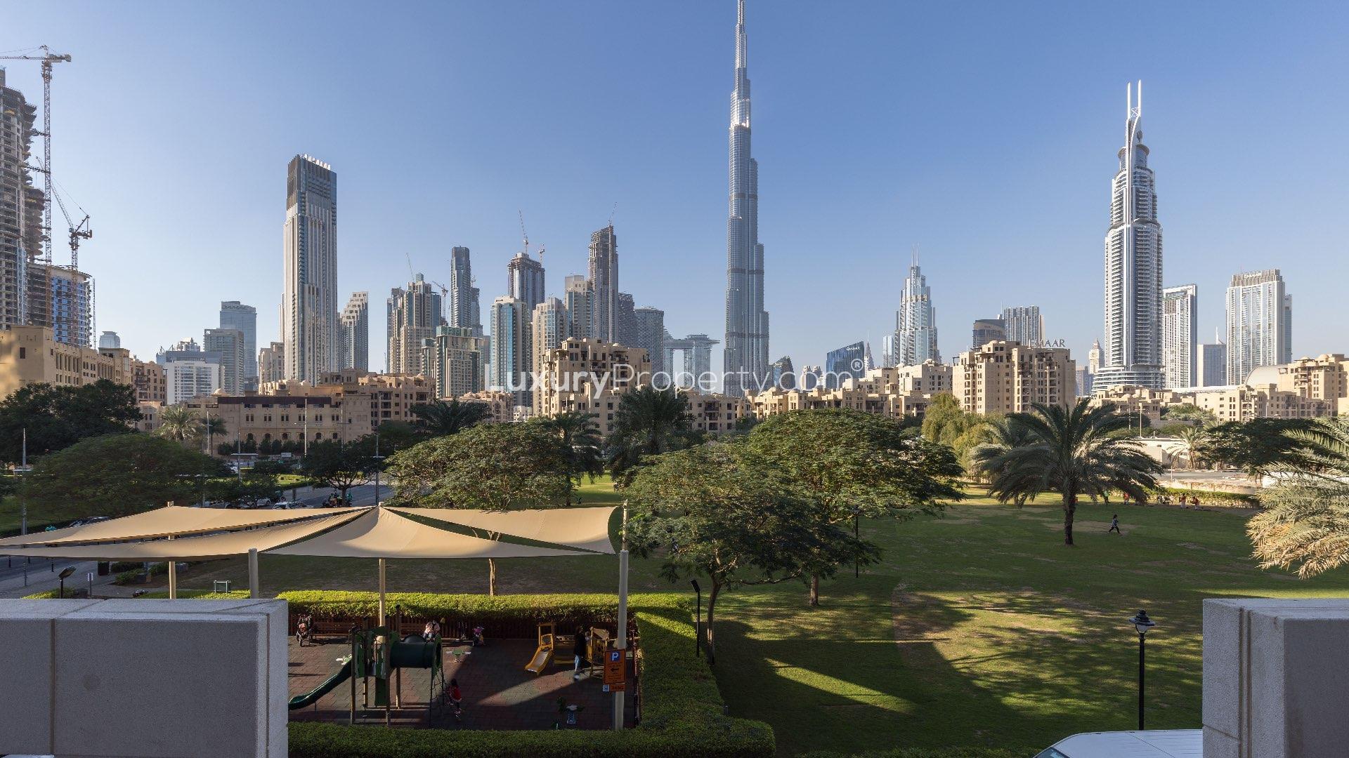 Spacious living area in 3-bedroom villa, South Ridge, Downtown Dubai, with city views