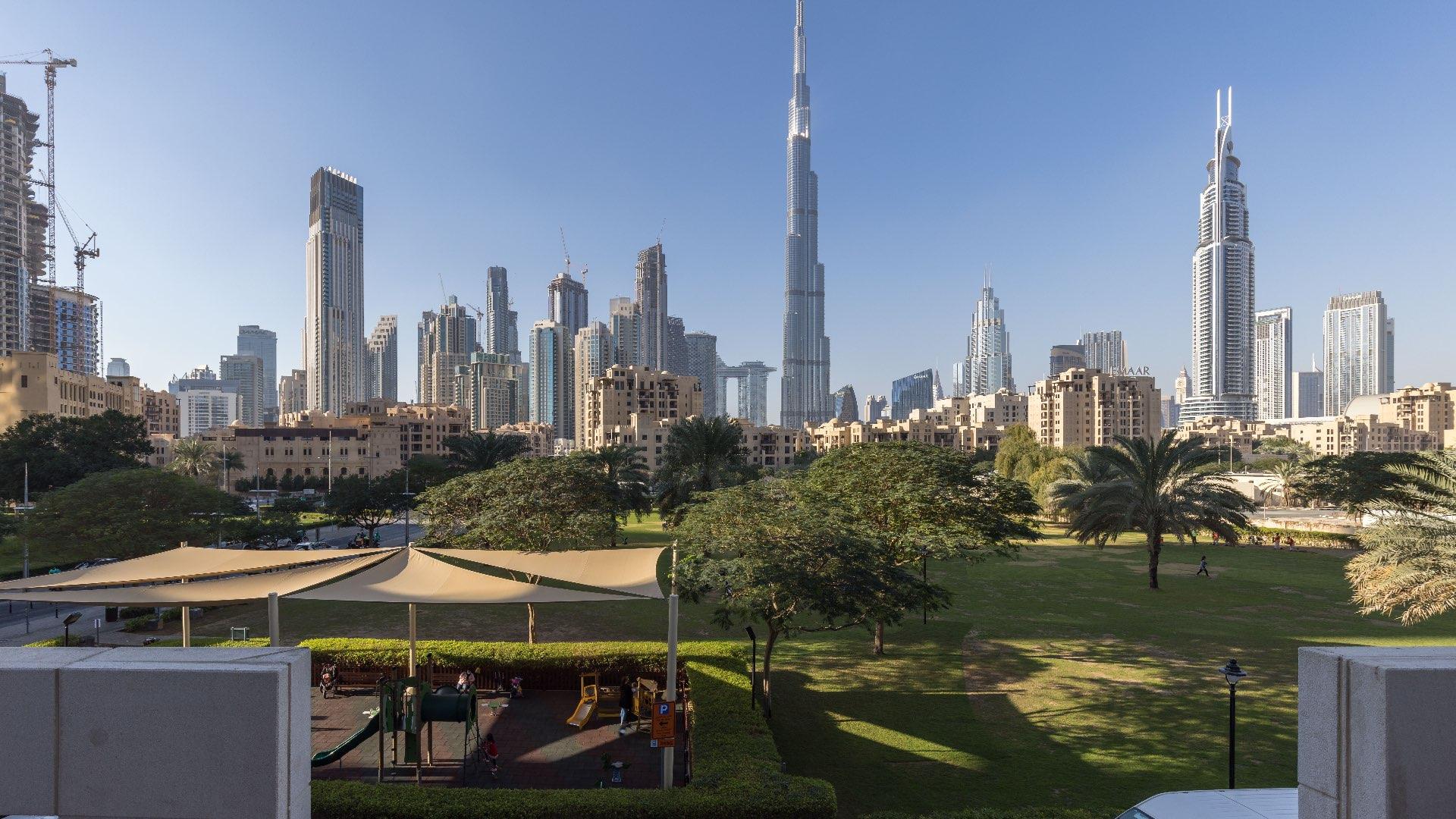 Spacious living area in 3-bedroom villa, South Ridge, Downtown Dubai, with city views