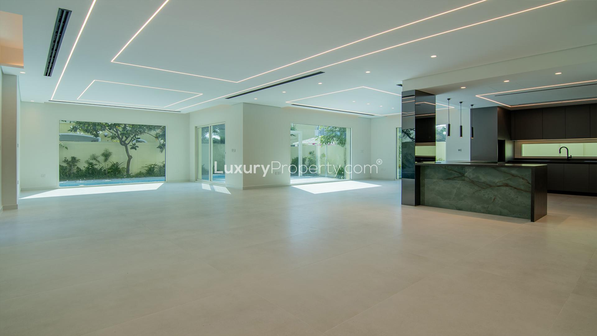 Luxurious Casa Milano villa with pool in Jumeirah Park Regional community for sale