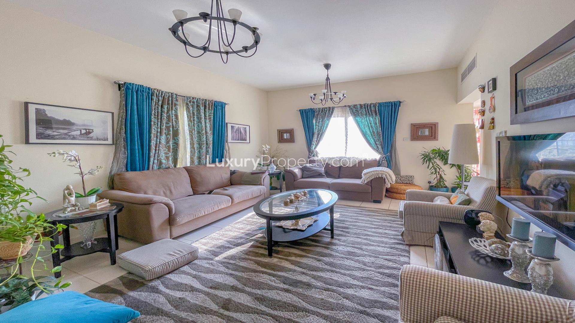 Lake view from balcony of villa for rent in Springs 12, Dubai