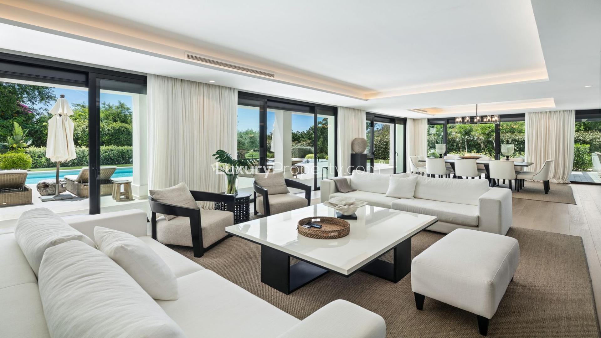 Luxury Marbella villa with pool and golf course view in Nueva Andalucía, Málaga