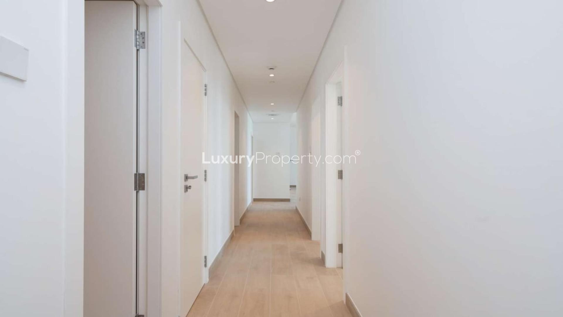 Bright studio apartment with sea view at Port De La Mer, Jumeirah, for sale