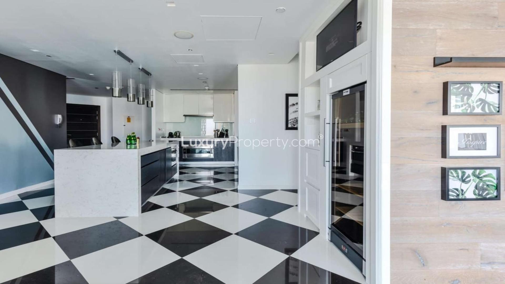 N/A,Modern kitchen in 4-bedroom Marina Sky Mansion penthouse, Cayan Tower, Dubai Marina