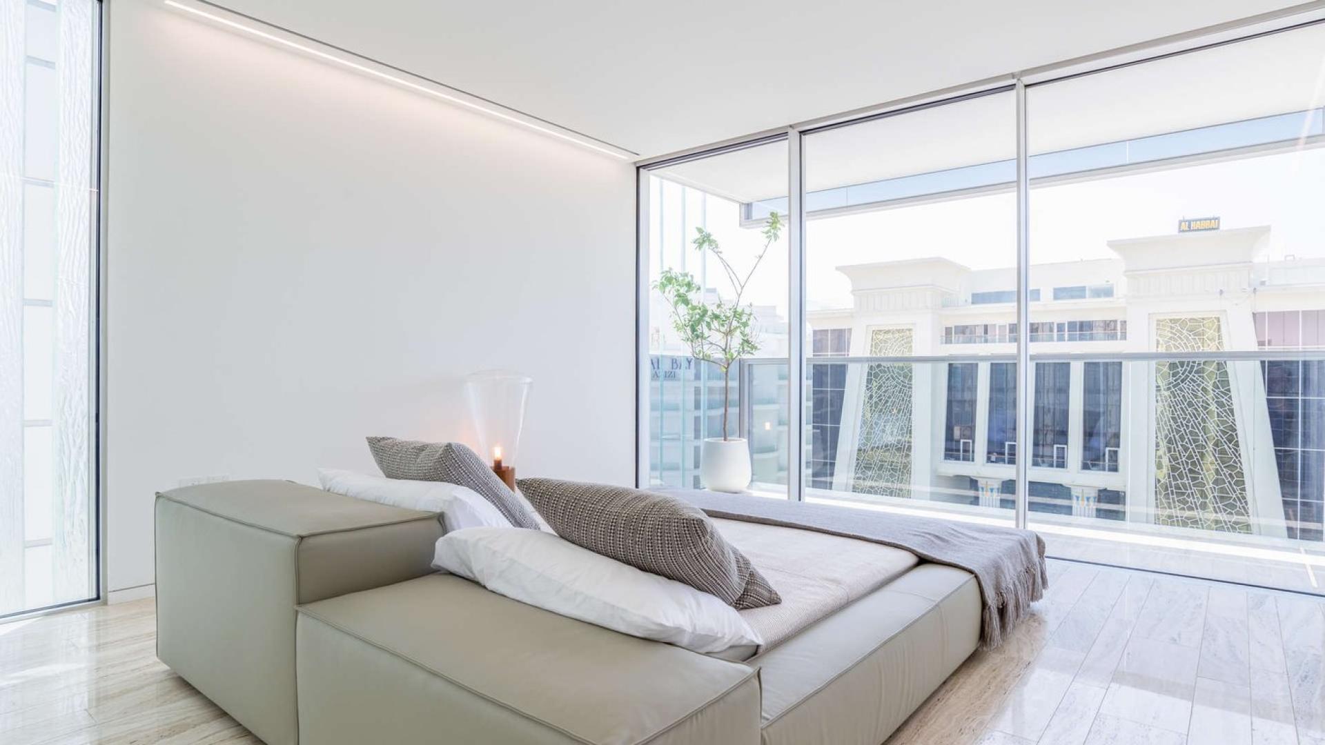 High-floor Muraba Residences apartment living room with ocean view, Palm Jumeirah for sale