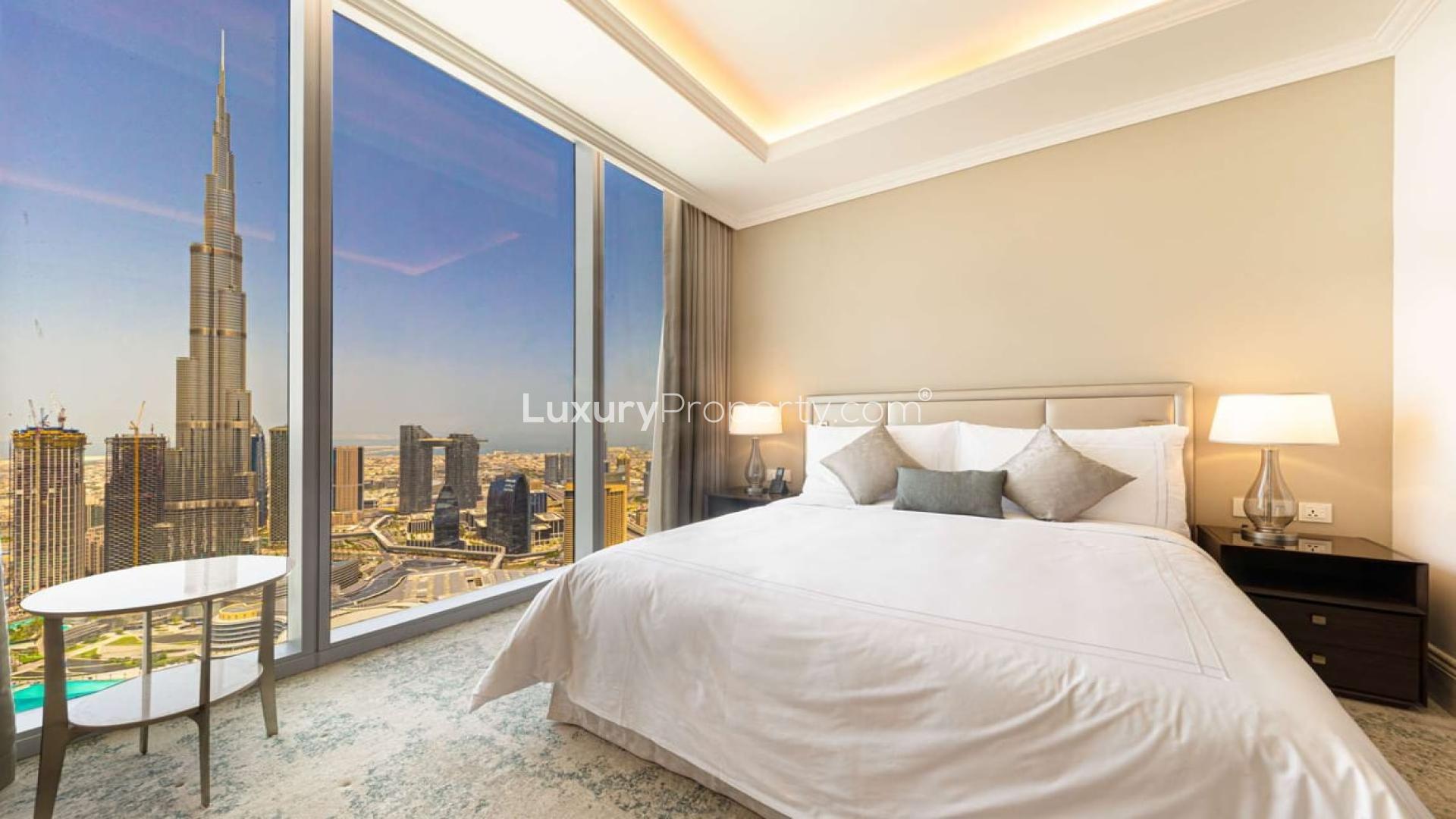 Luxurious bedroom in Downtown Dubai penthouse, stunning city view, The Address Residence Fountain Views