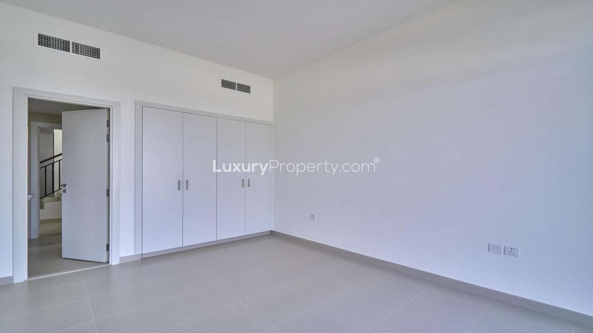 Exterior view of spacious townhouse for rent in Naseem Townhouses, Town Square