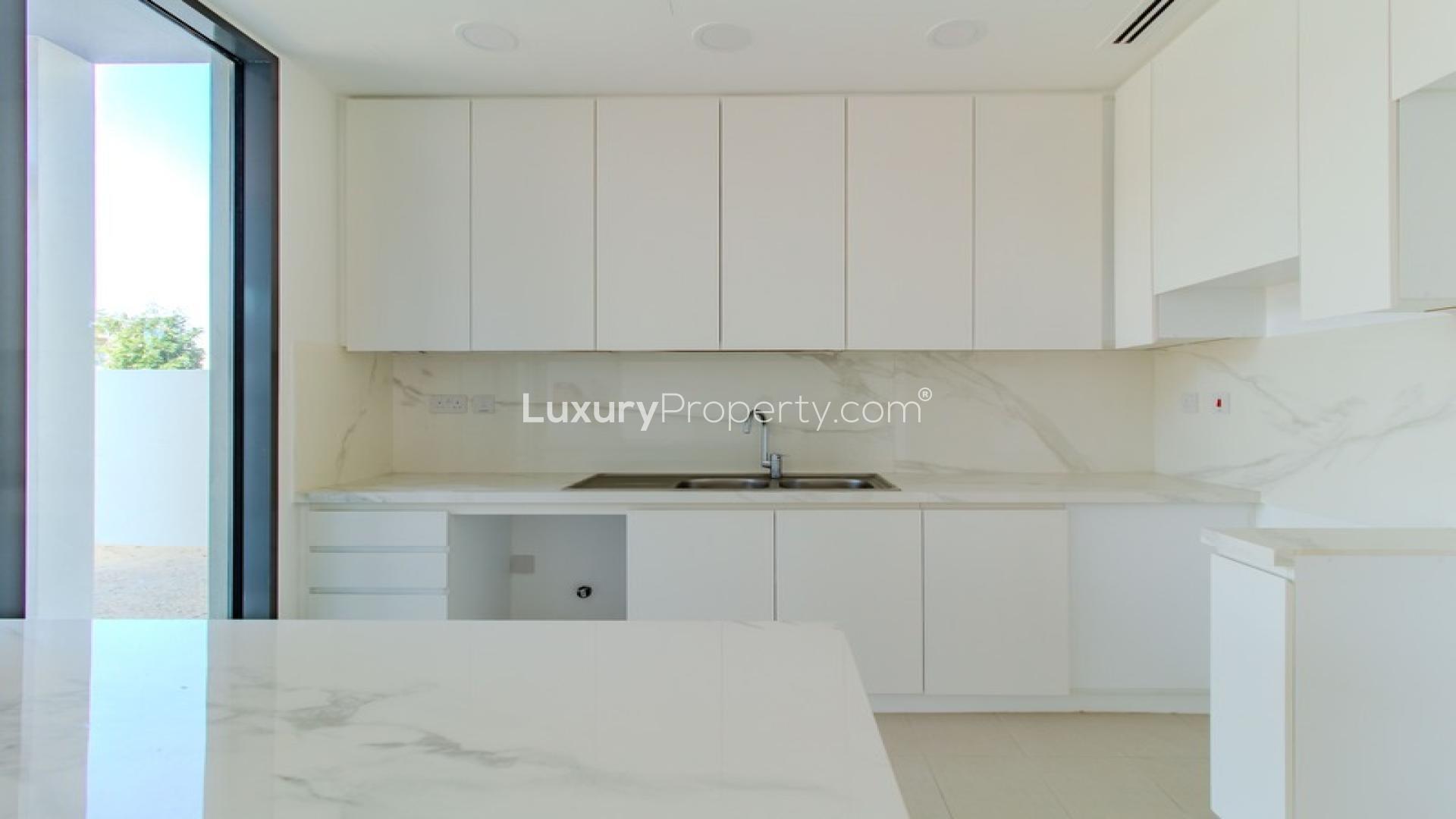 Modern staircase in 4-bedroom townhouse for rent, Cherrywoods Dubailand. Ref No: LP40699