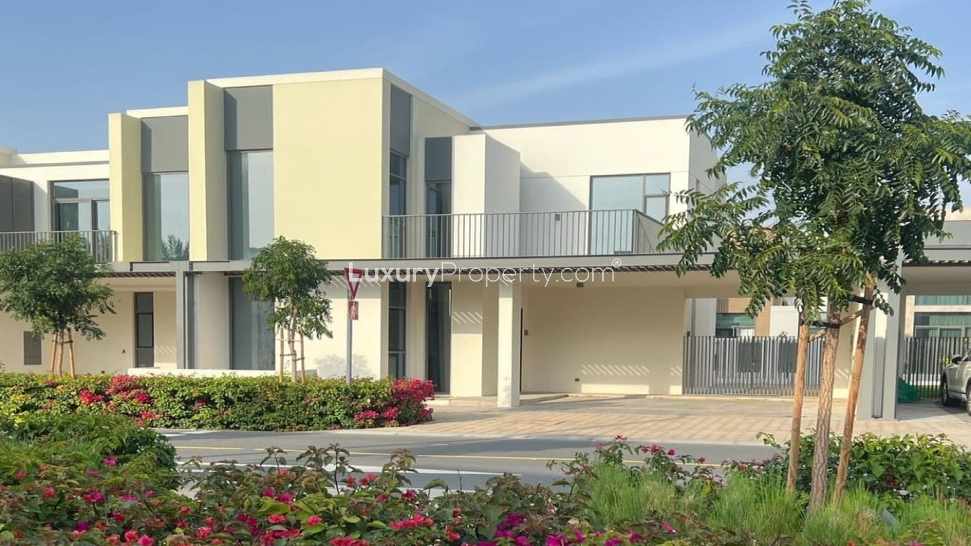 Stylish 4-bedroom townhouse exterior in Joy