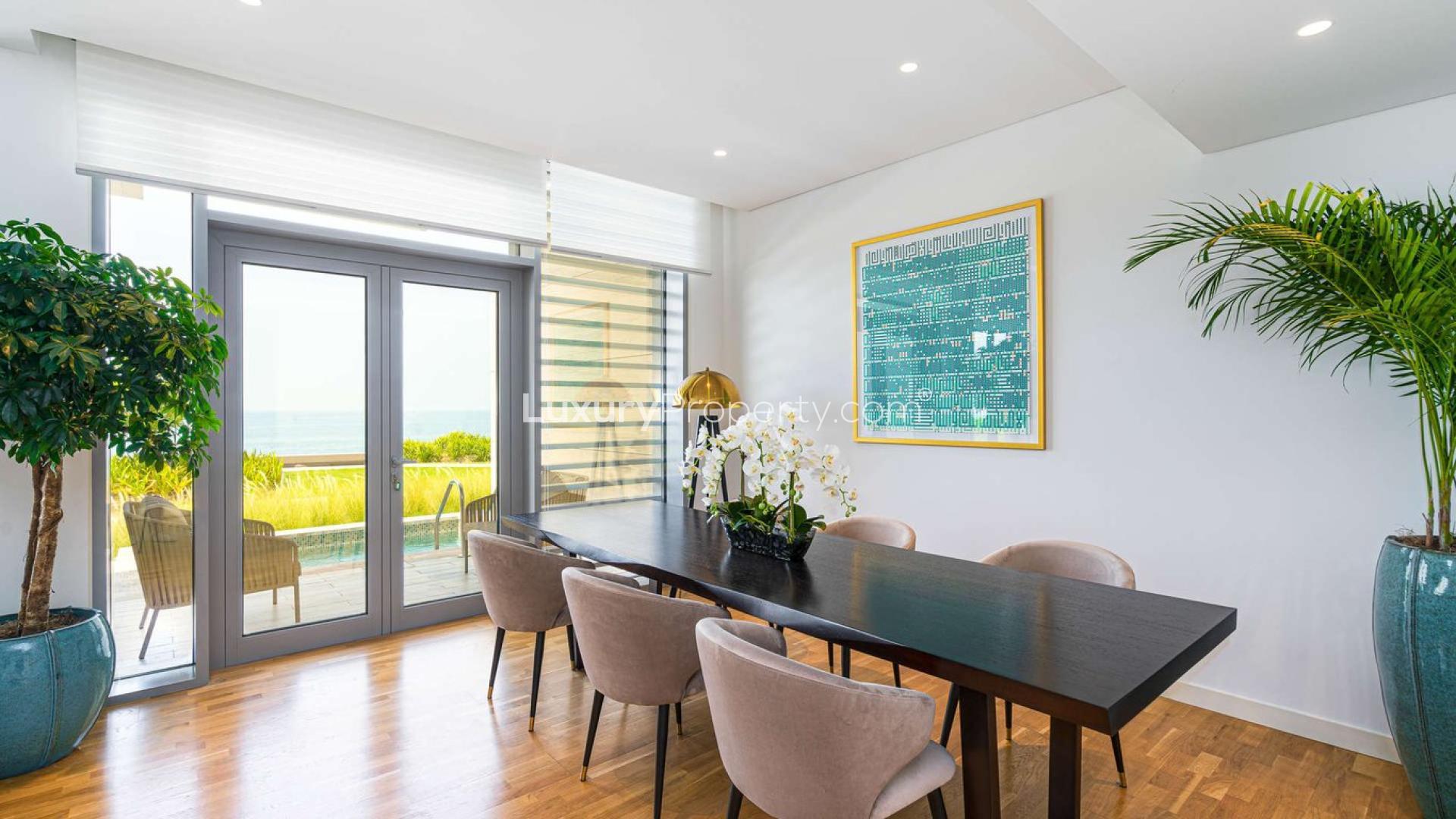 Luxurious living room with sea view in Bluewaters townhouse for sale, LP03373