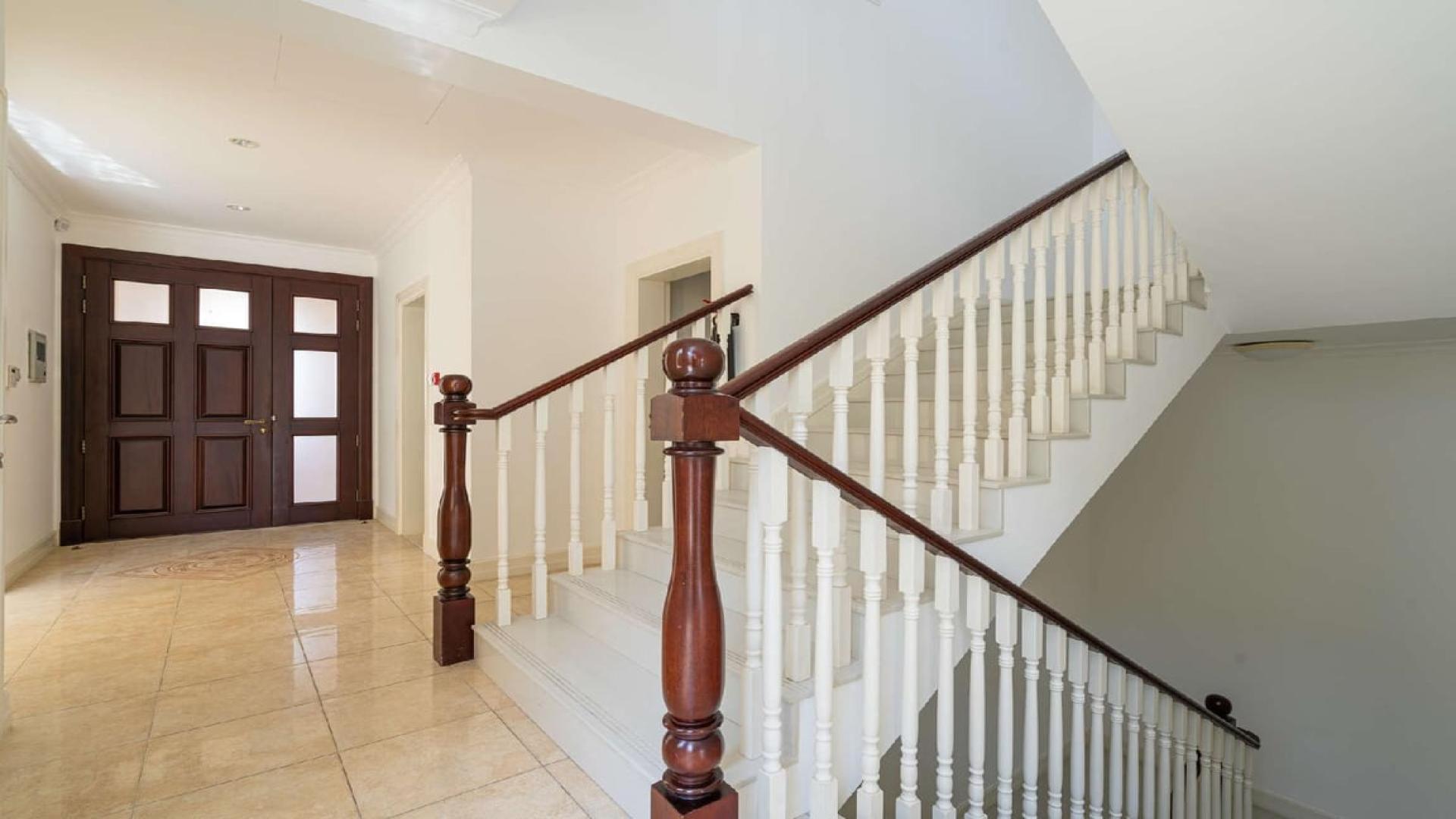 Bright, spacious living area in four-bedroom villa, Sienna Lakes, Jumeirah Golf Estates