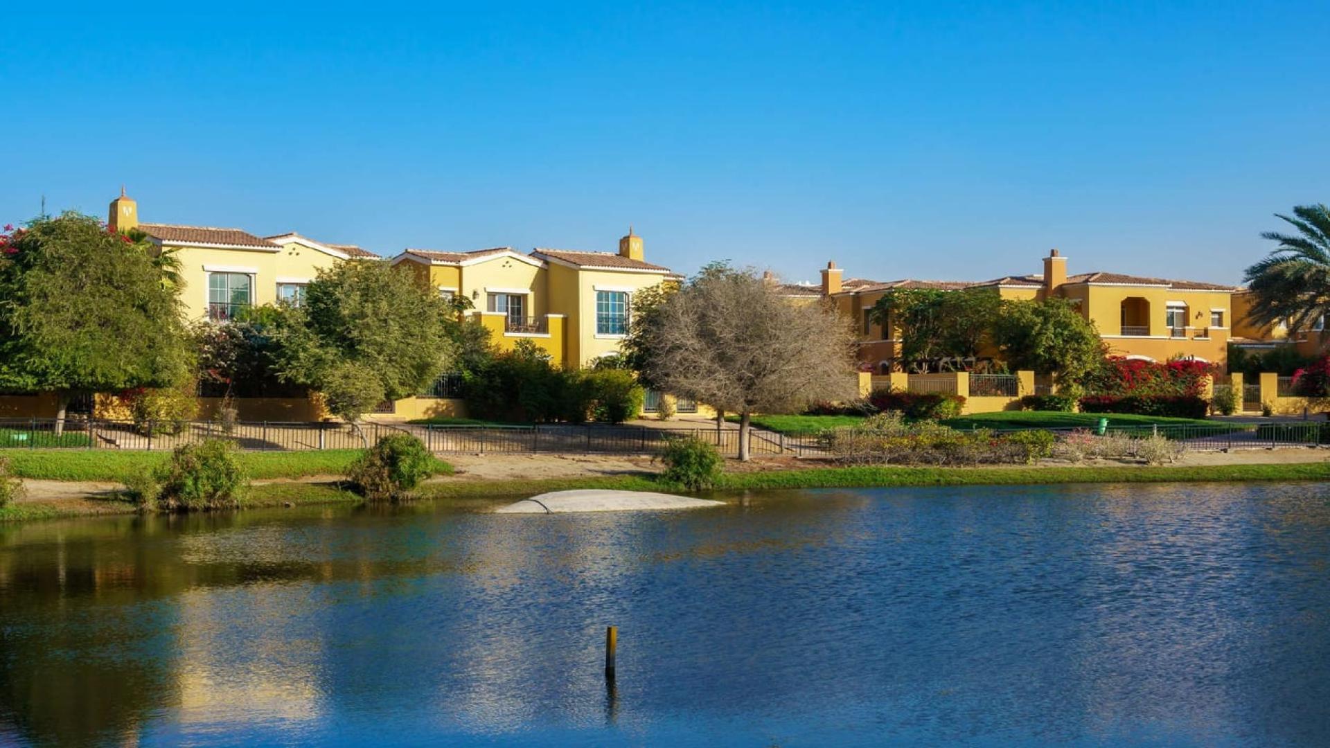 Spacious 4-bedroom villa exterior in Palmera 3, Arabian Ranches, for rent