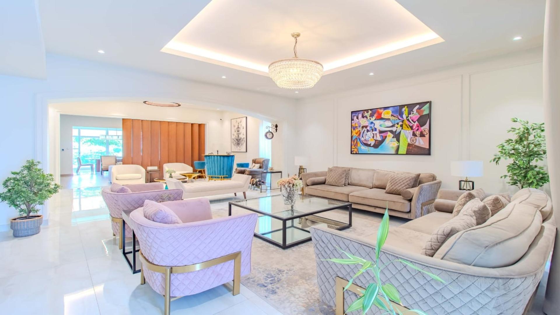 Beautiful garden view of upgraded 4-bedroom villa in Meadows 9, available for rent