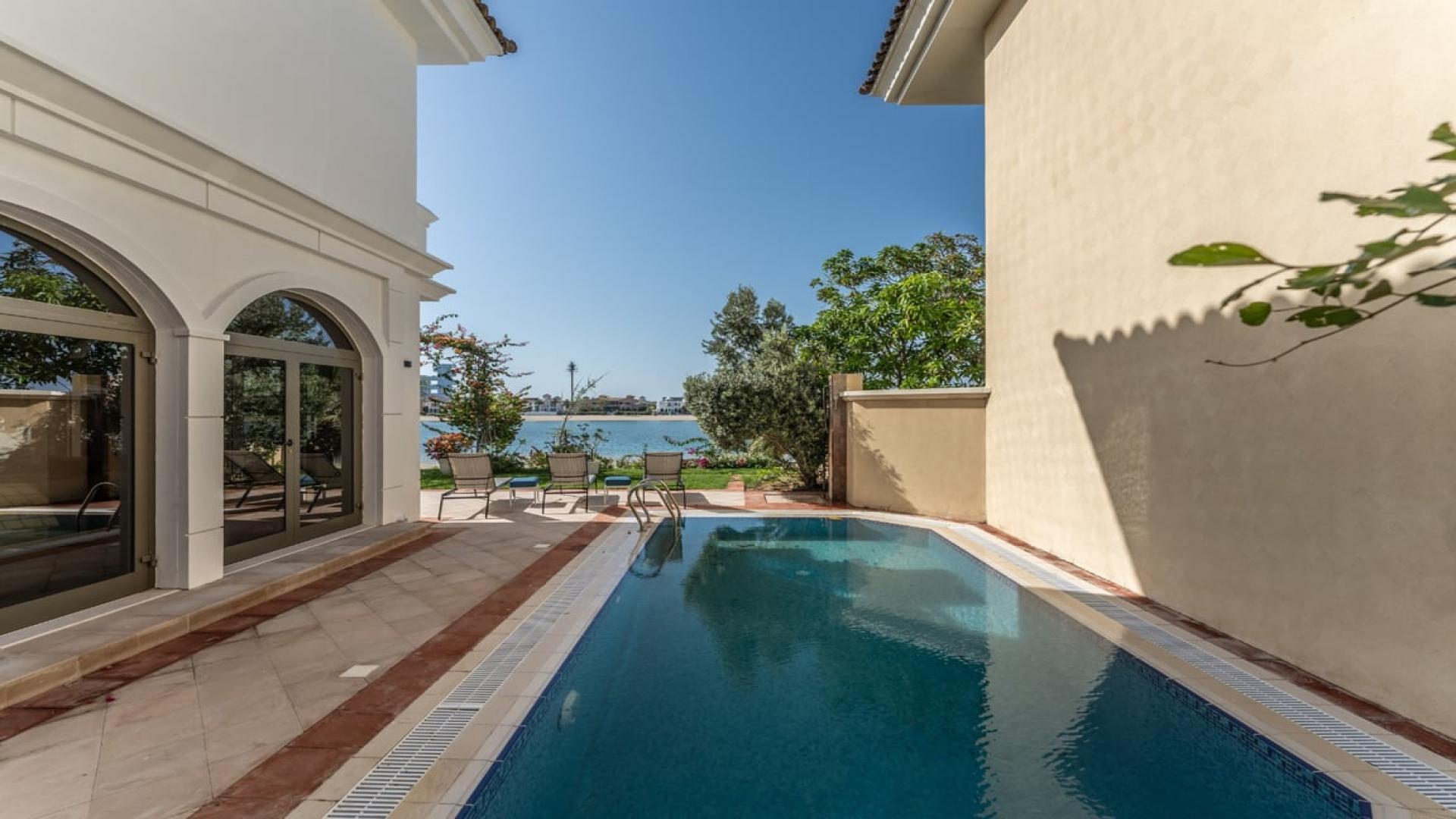 Furnished living room in Palm Jumeirah villa with sea view, Garden Homes, for rent