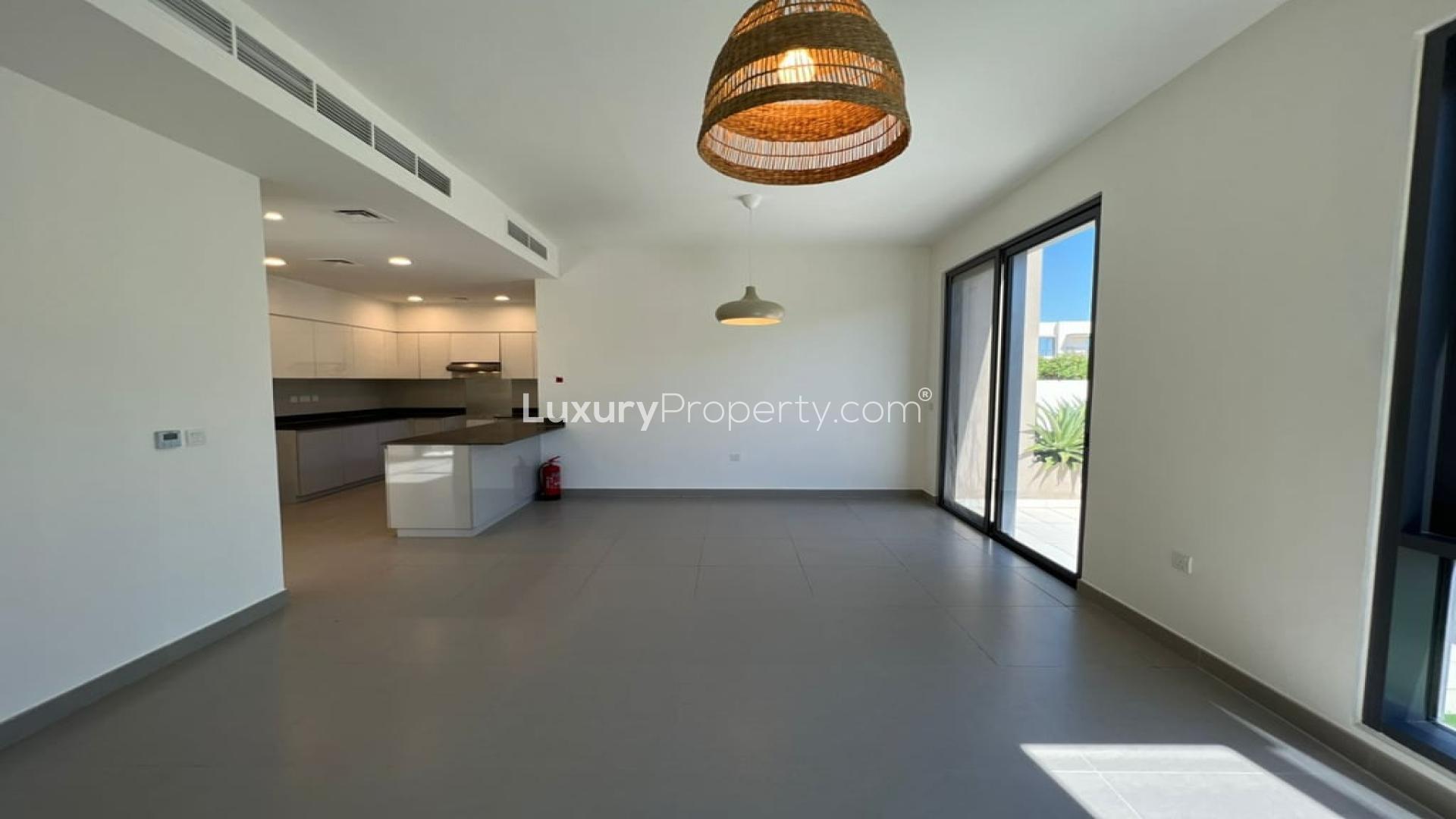 Spacious living area in Maple at Dubai Hills Estate villa for rent, great condition