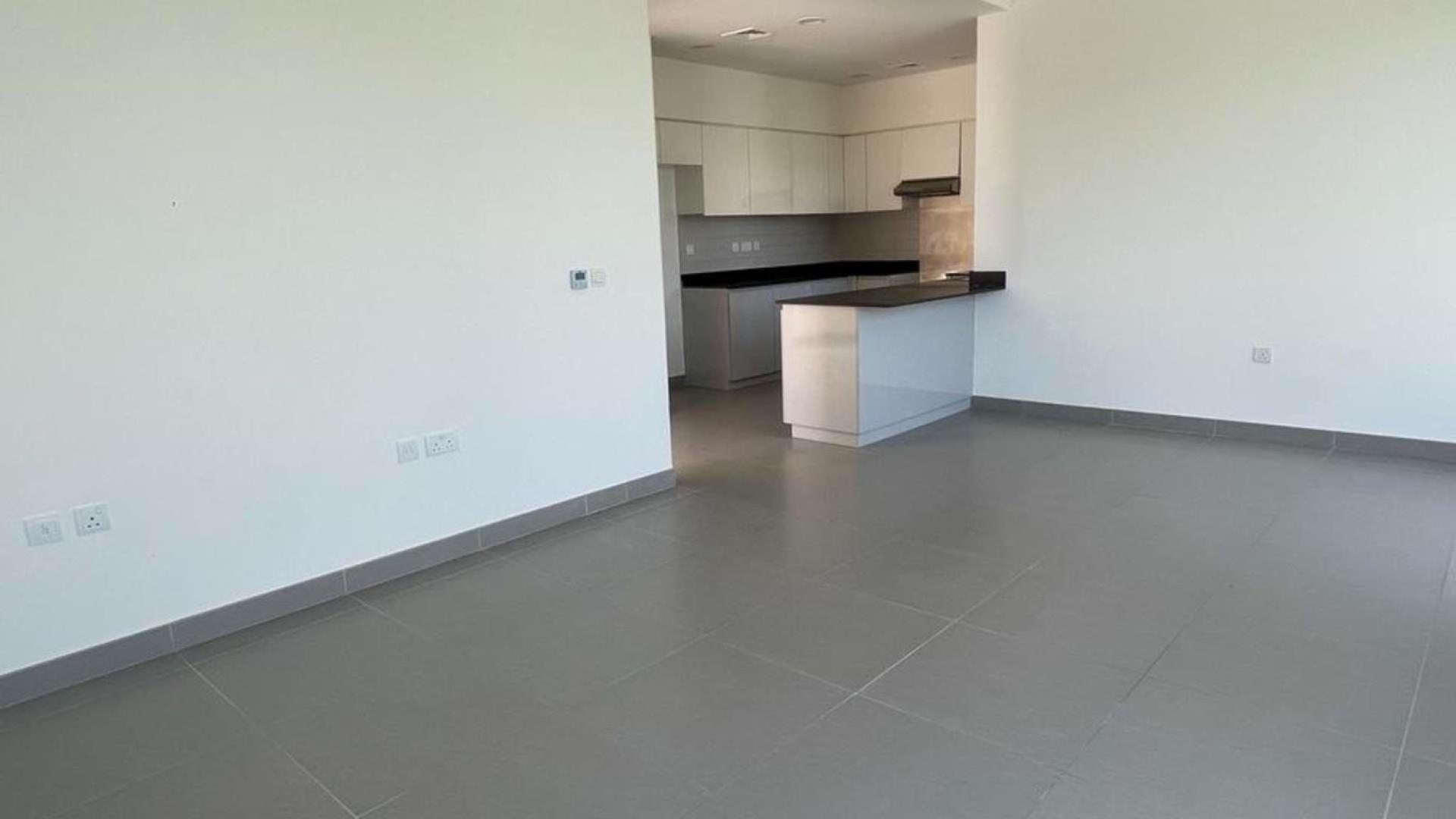 Charming corner villa with private garden in Maple 2, Dubai Hills Estate for rent