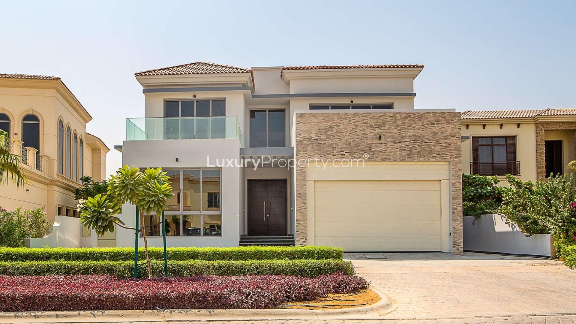 Spacious living room in bespoke Wildflower villa, Jumeirah Golf Estates, with modern design