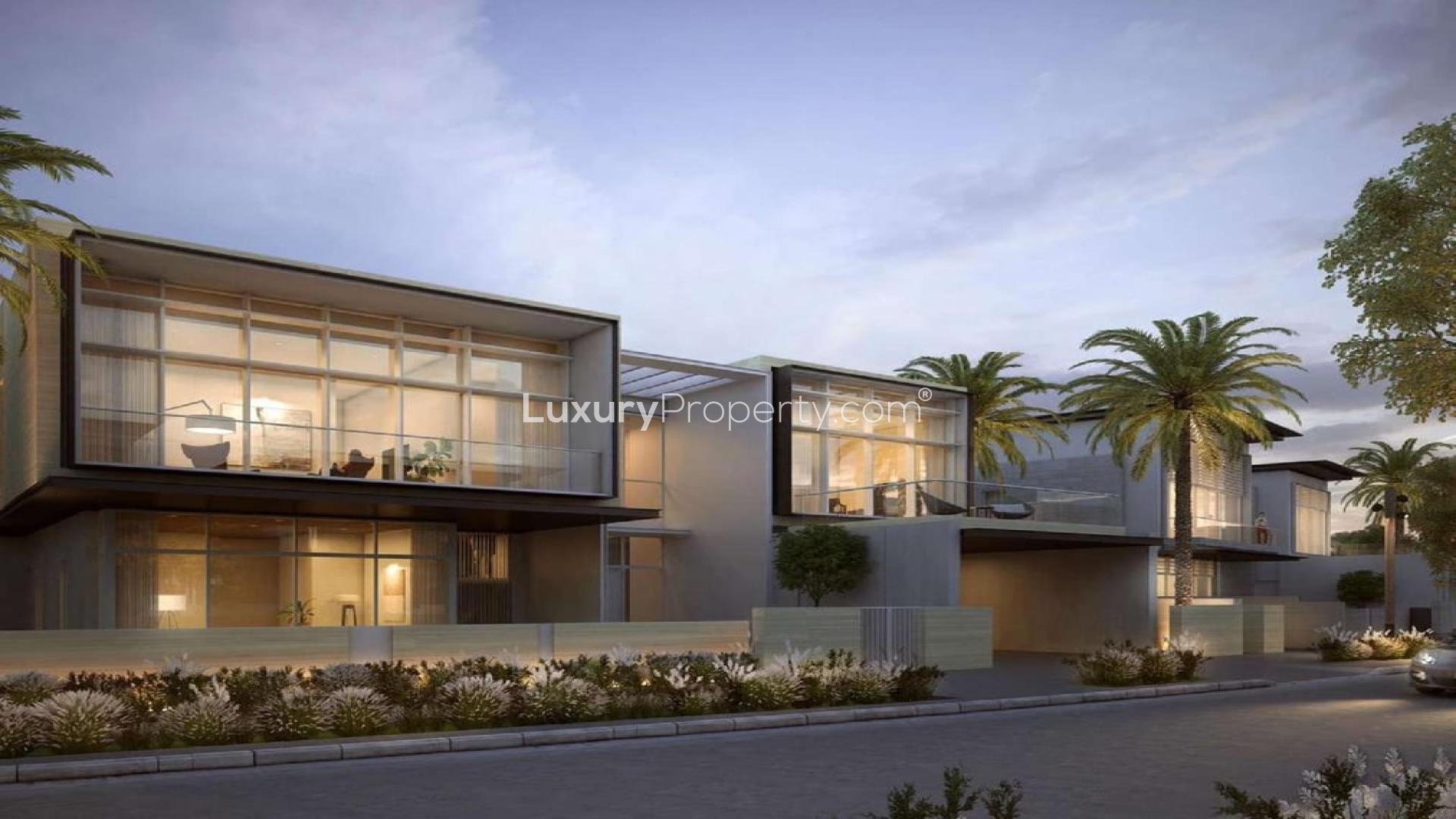 Elegant dining room in 4-bedroom villa, Golf Place, Dubai Hills Estate, luxury interior design