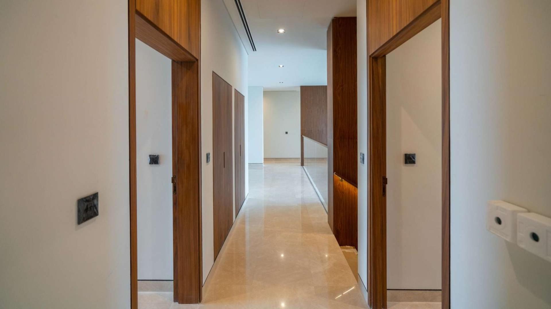 Modern five-bedroom villa for sale in Golf Place, Dubai Hills Estate