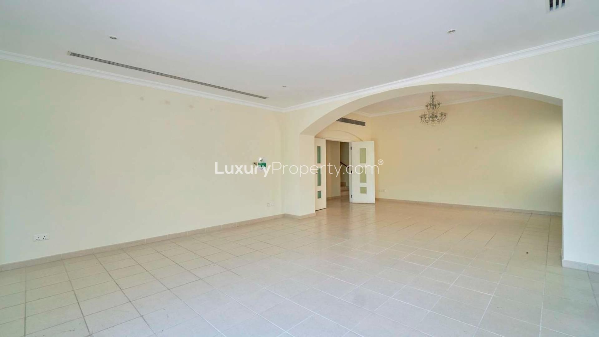 "Floorplan of exclusive 4-bedroom villa for sale in Meadows 2, Ref No: LP08379.",Spacious living area in exclusive vacant villa for sale, Meadows 2