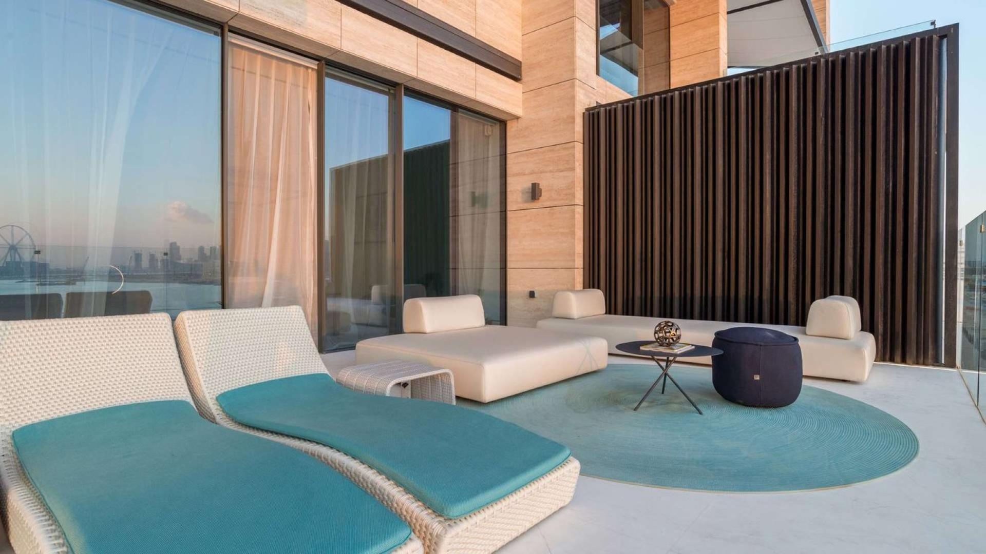 Luxurious living room in 5-bedroom duplex, Palme Couture, Palm Jumeirah with sea view