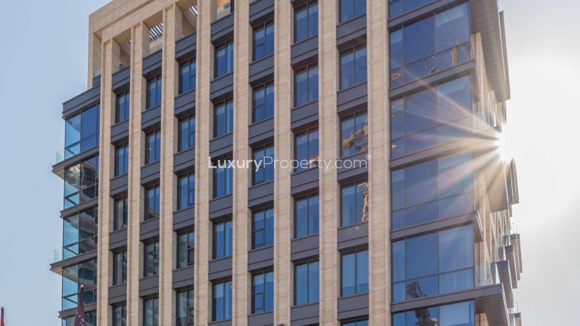 Majestic beachfront apartment balcony view in Palme Couture, Palm Jumeirah