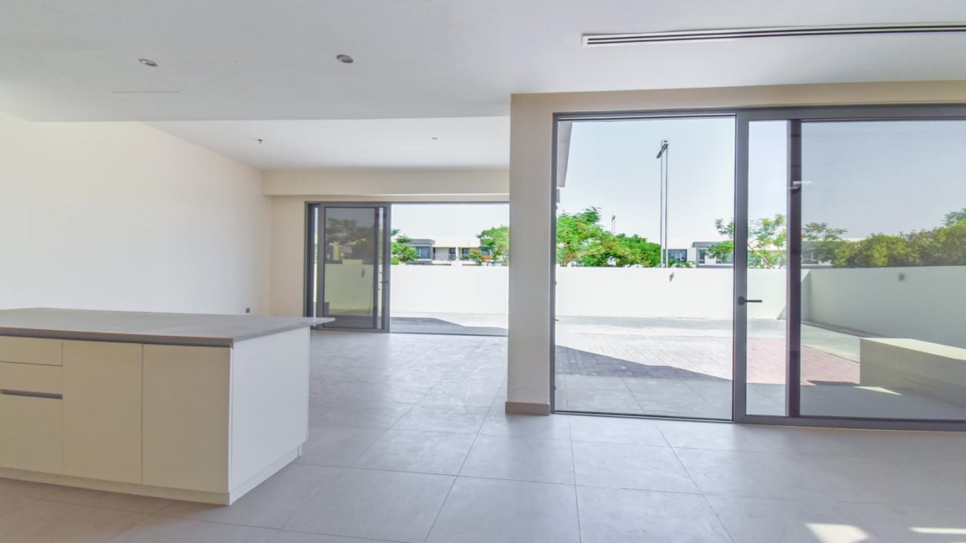 Immaculate 4-bedroom villa with spacious garden in Sidra Villas, Dubai Hills Estate