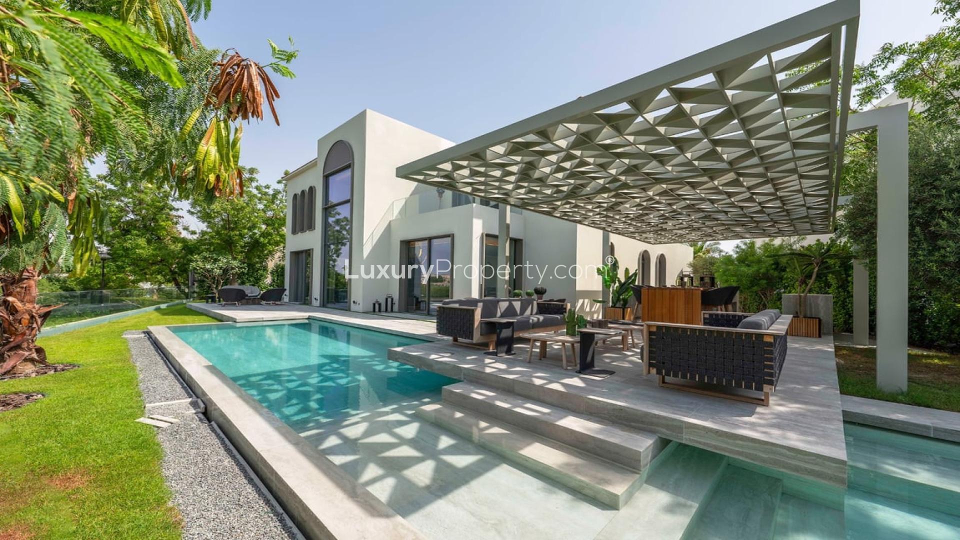 4 Bed Villa in Islamic Clusters Jumeirah Islands Sale