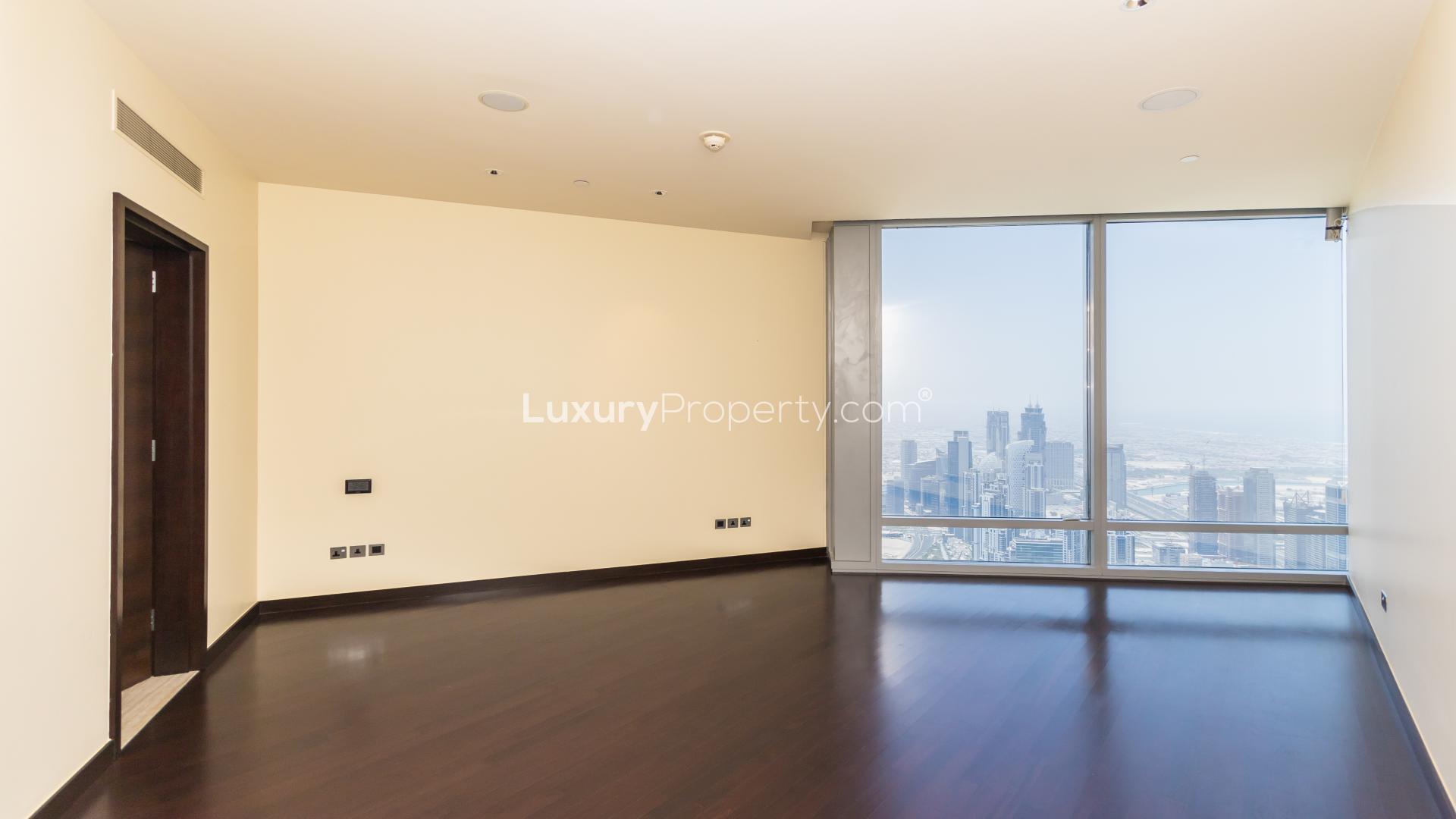 High floor apartment with panoramic city views, Burj Khalifa, Downtown Dubai, for rent