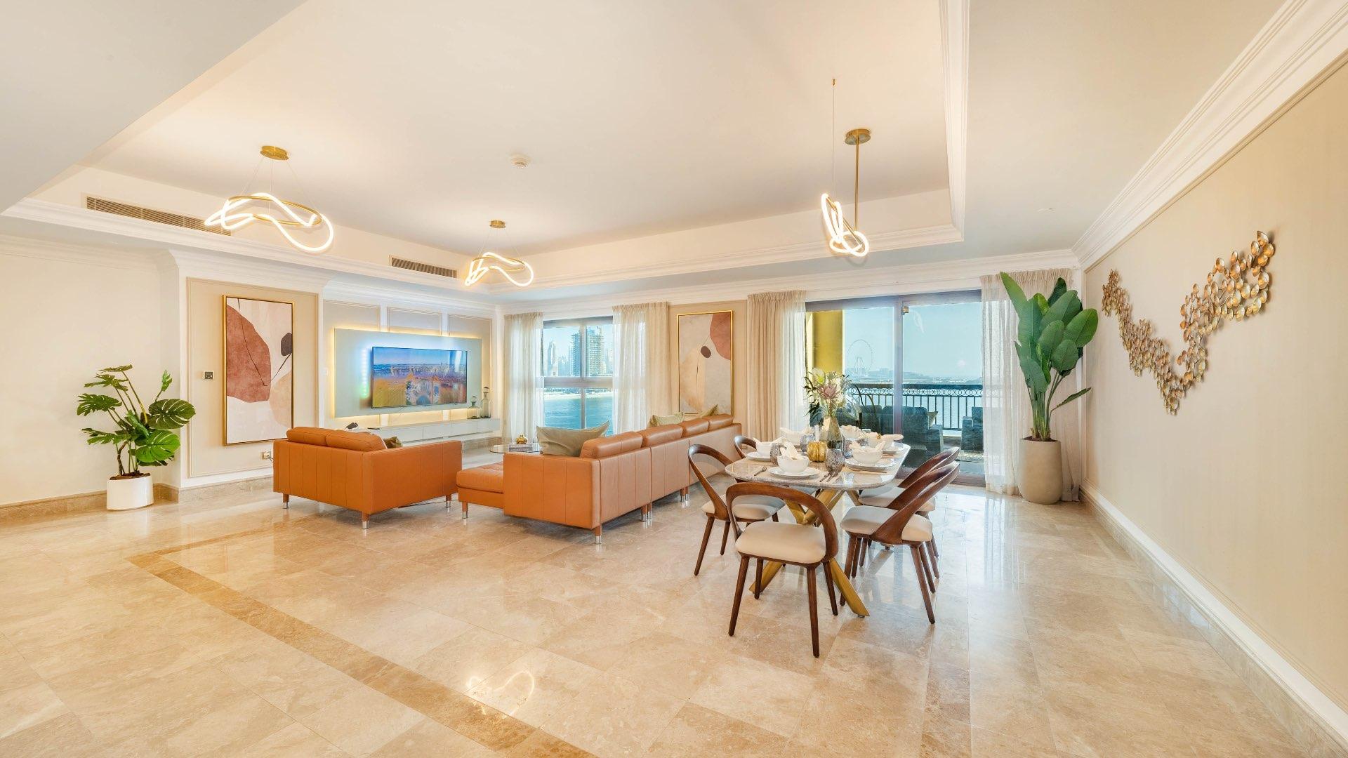 Luxurious penthouse balcony with marina view in Fairmont Residences, Palm Jumeirah