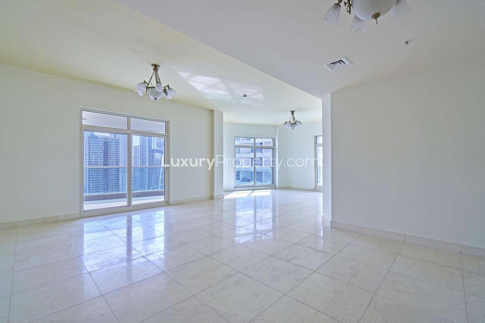 Modern bathroom in four-bedroom apartment, Marina Mansions, Dubai Marina, with shower and bidet